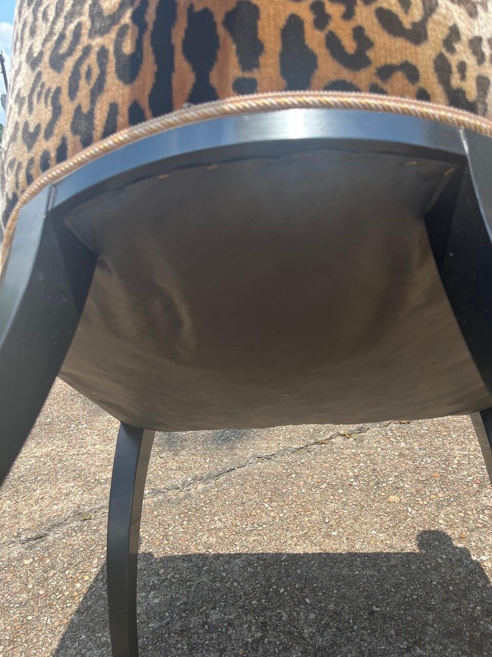 Sillón Estilo Imperio Hollywood Regency de 1920 en venta 1