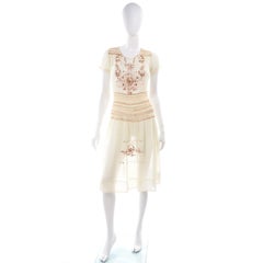 1920s Hungarian Peasant Embroidered Cream Cotton Dress w Smock Pleating