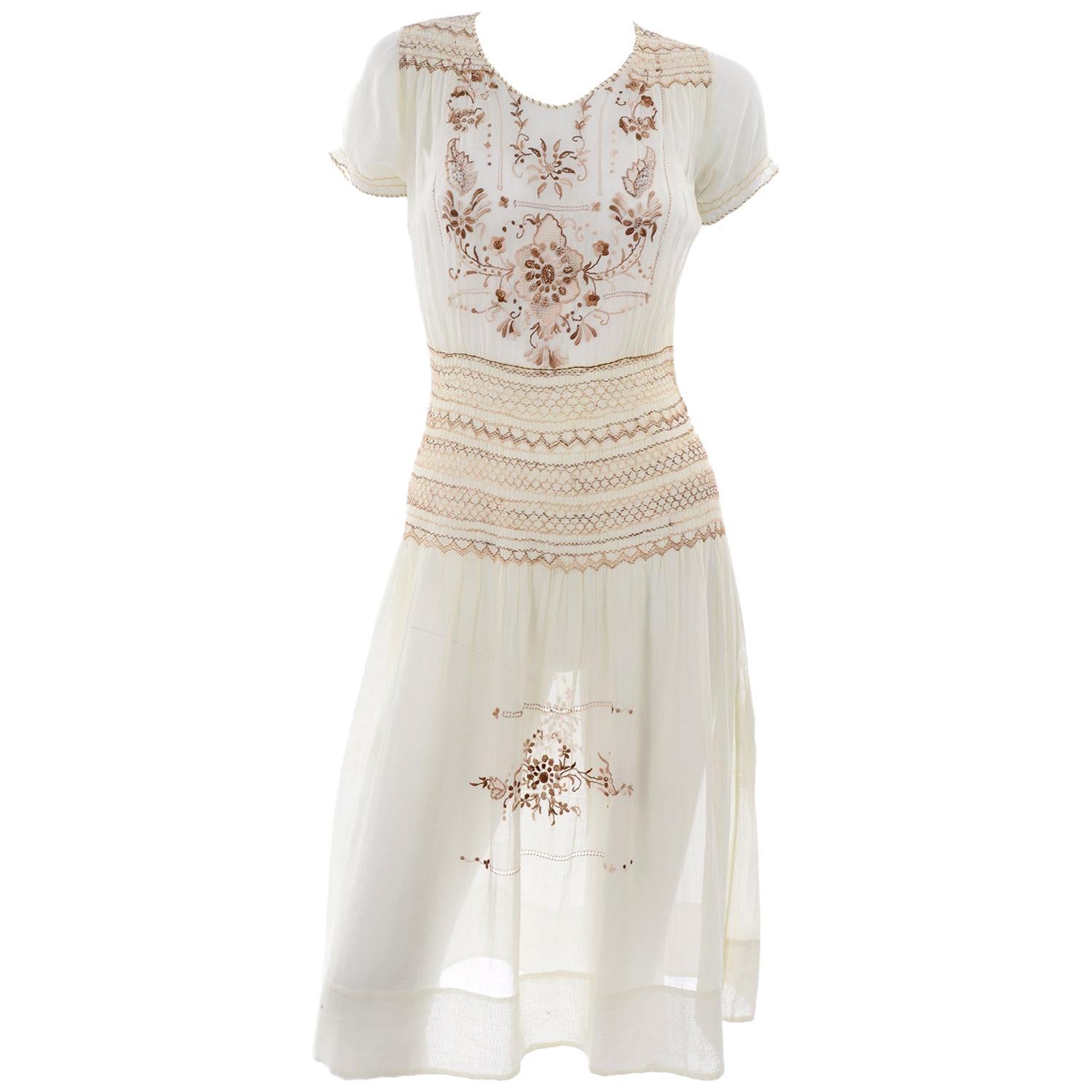1920s Hungarian Peasant Embroidered Cream Cotton Dress w Smock Pleating For Sale