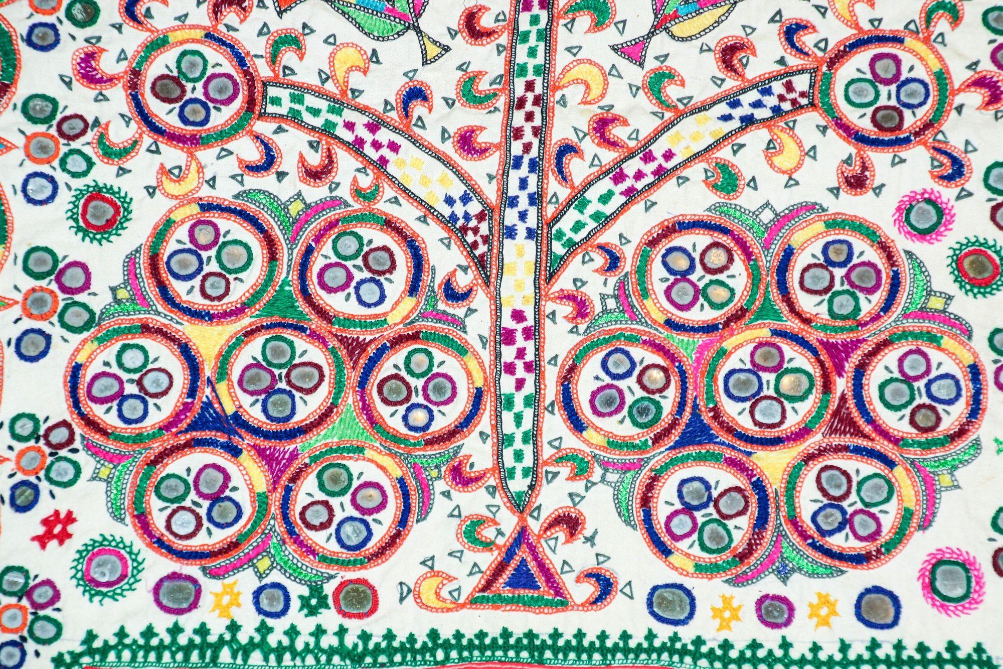 1920's Indian Gujarati Rabari Kutch Silk Embroidered Ethnic Textile with Mirror For Sale 3