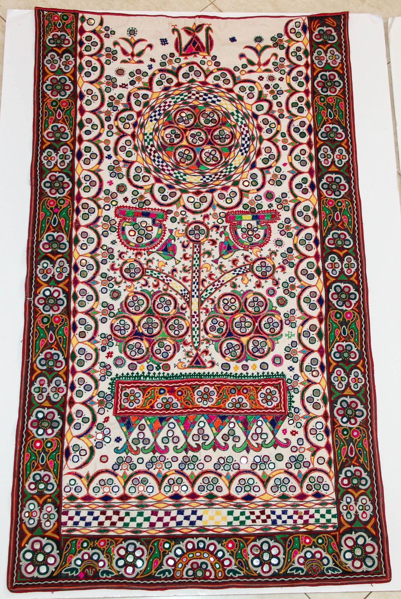 1920's Indian Gujarati Rabari Kutch Silk Embroidered Ethnic Textile with Mirror For Sale 10