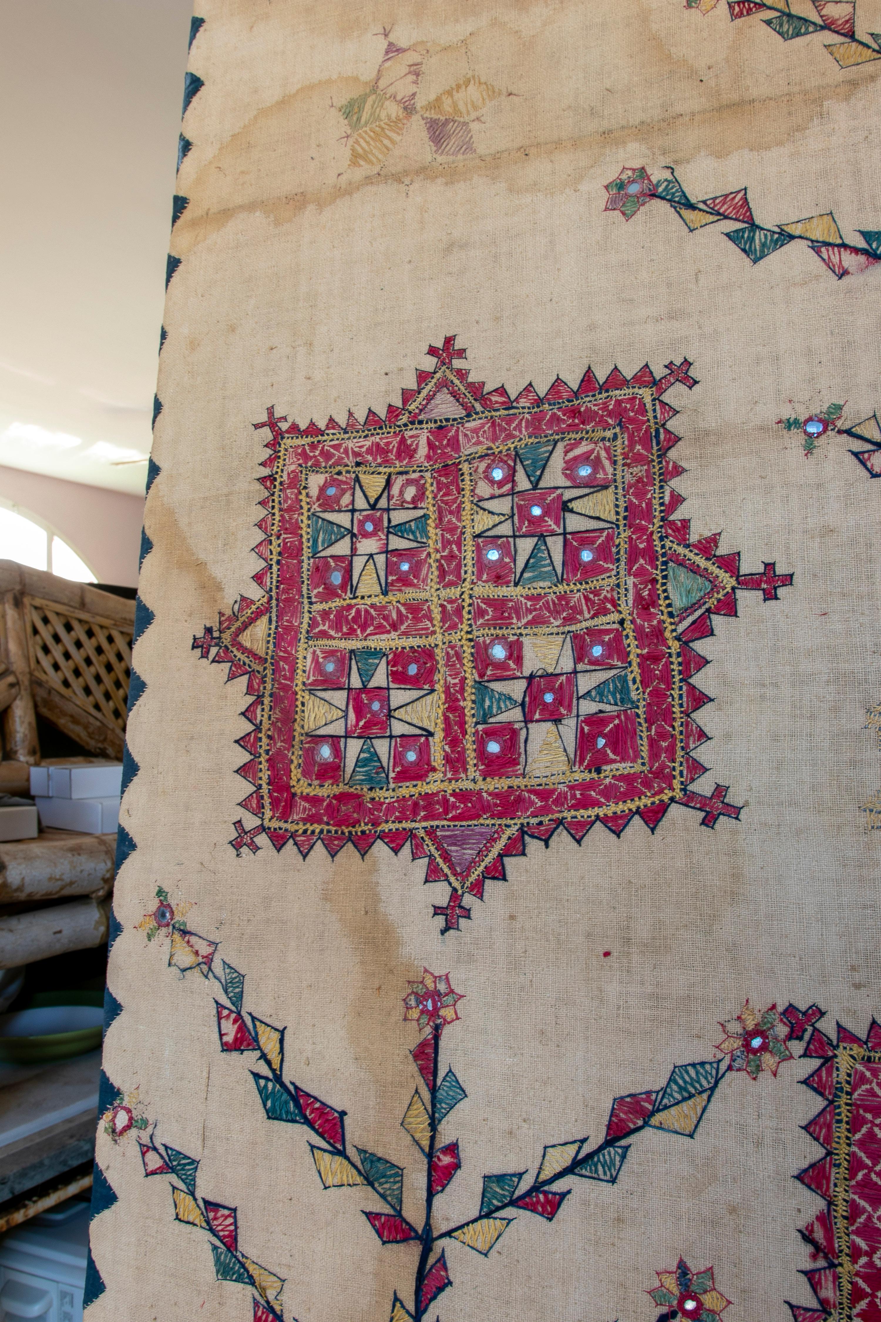 1920s Indian Hand Embroidered Silk Tapestry w/ Geometric Pattern & Wooden Frame For Sale 9