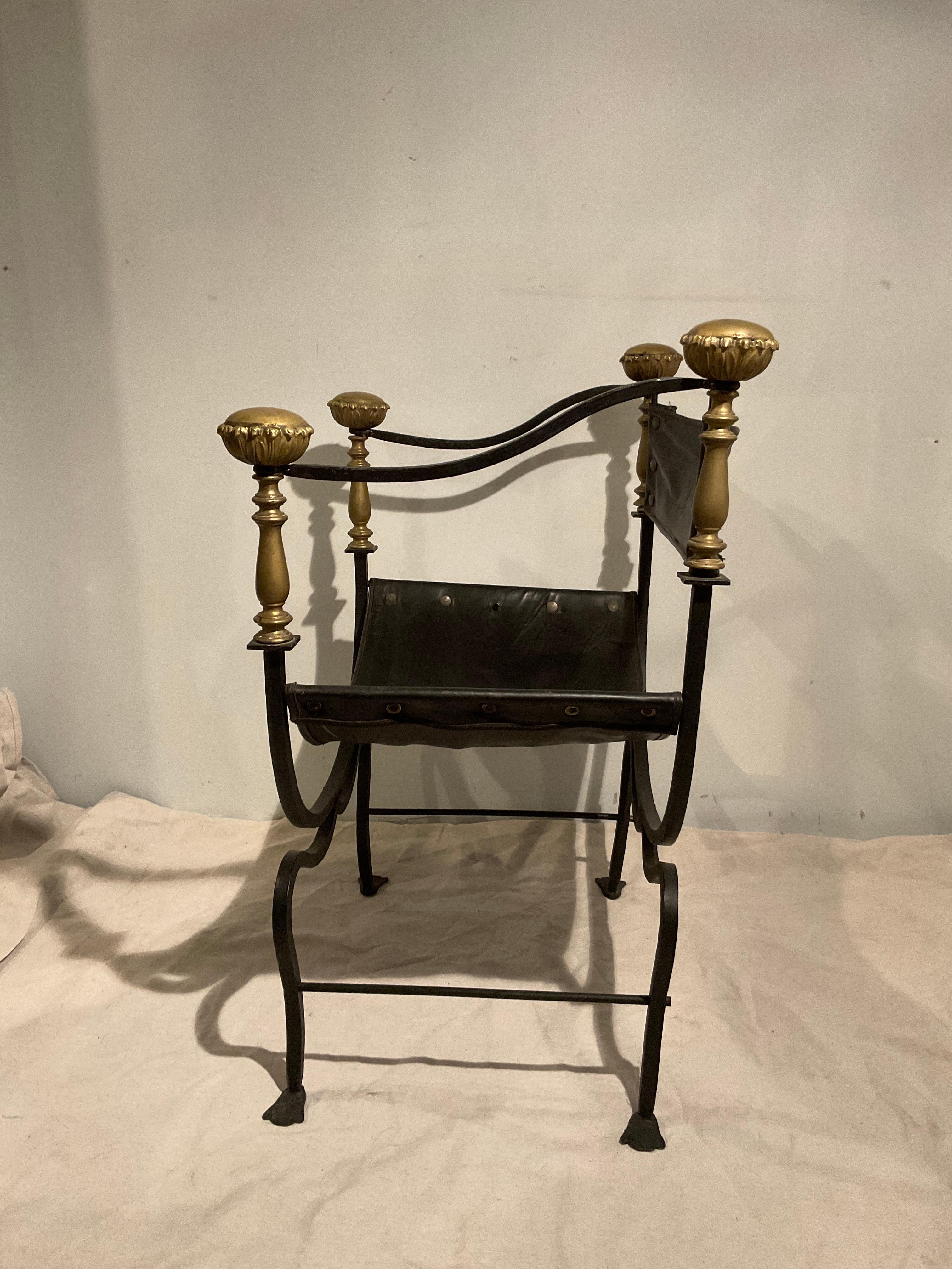 Early 20th Century 1920s Iron And Brass Savonarola Chair