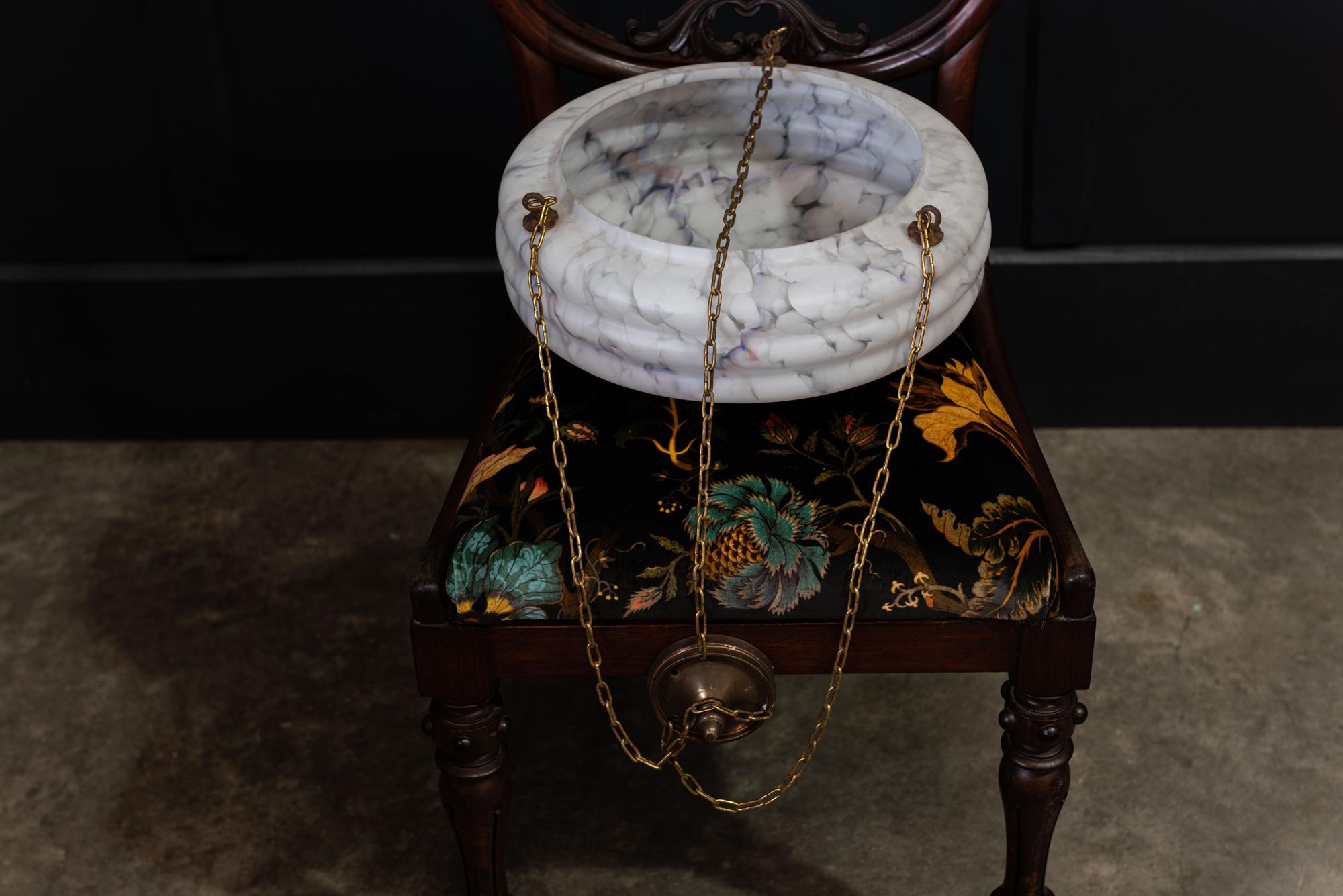 1920s Italian Alabaster Plaffonier light shade,

circa 1920.

Measures: Diameter 35cm, height 74cm.