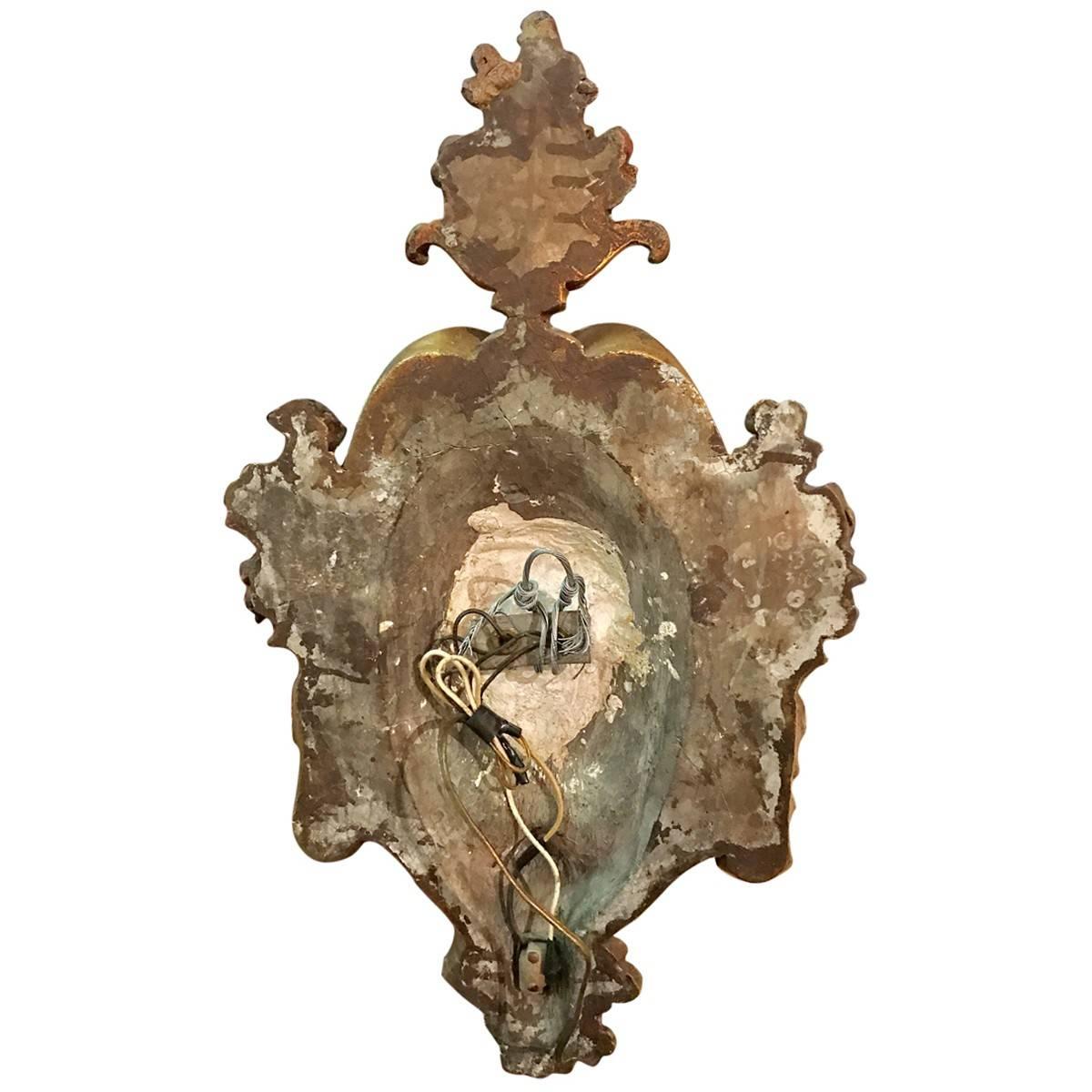 20th Century 1920s Italian Giltwood Two-Light Wall Sconces For Sale
