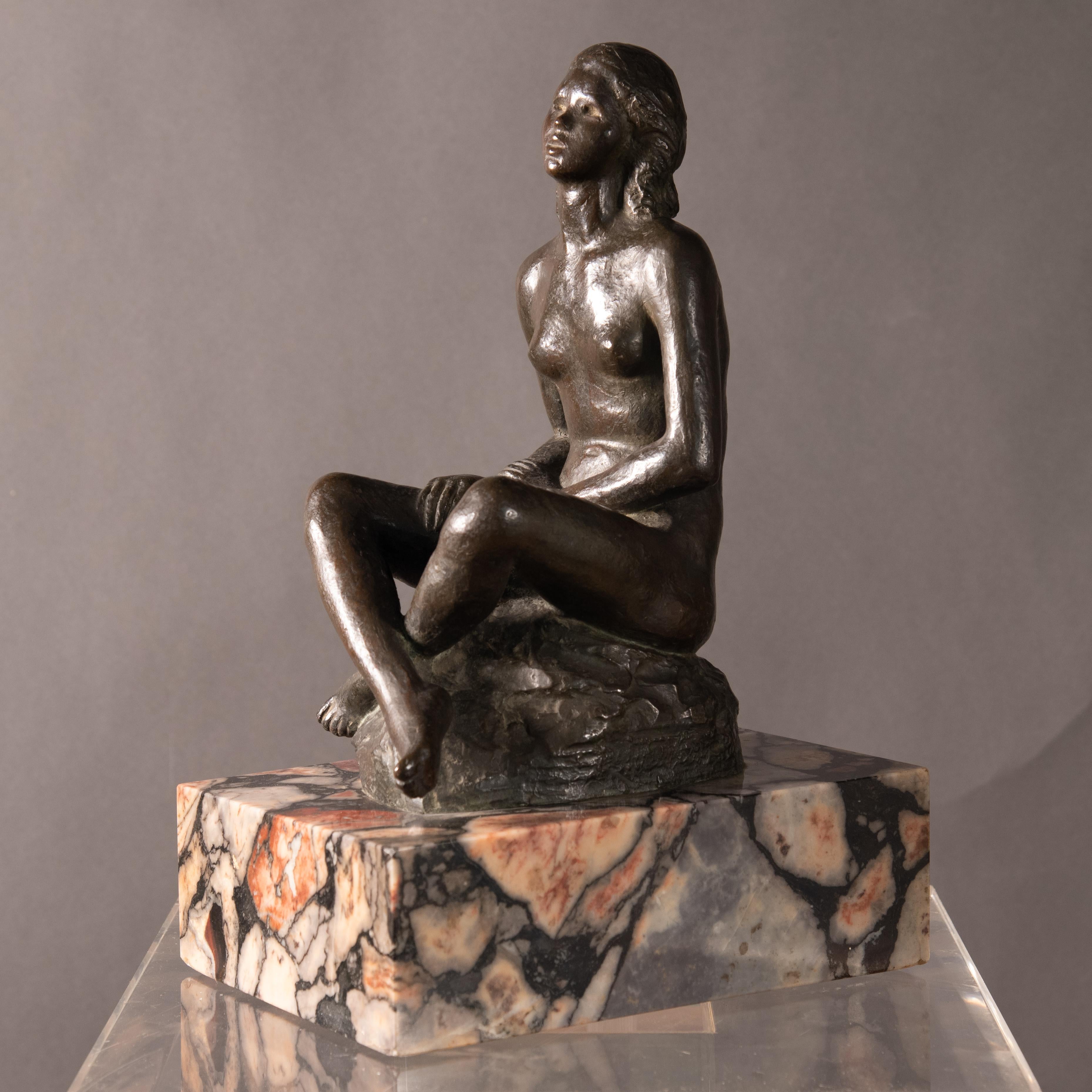 1920er Jahre Italienisch Art Decò signiert Bronze-Skulptur Akt der Frau im Angebot 7
