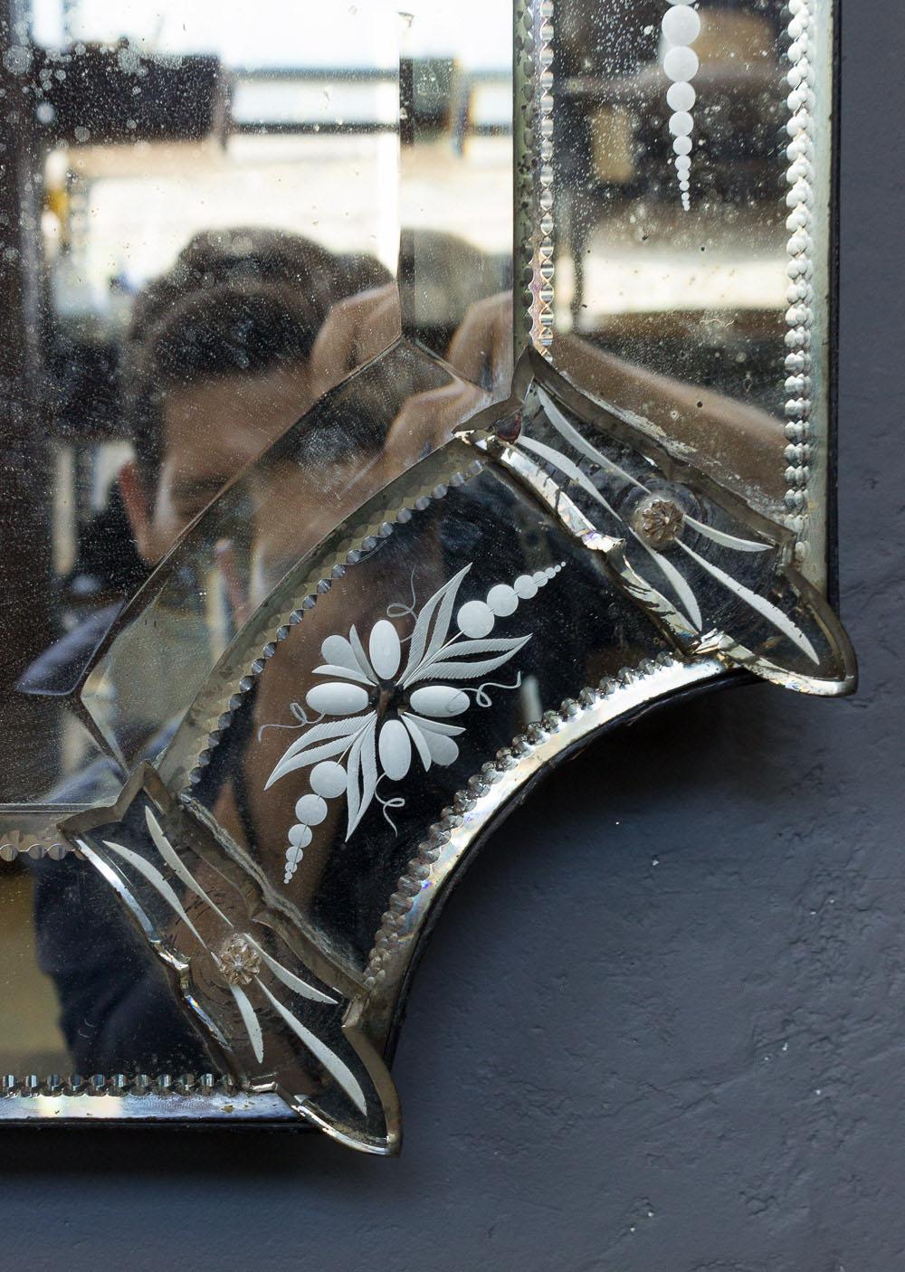 20th Century 1920s Italian Venetian Mirror
