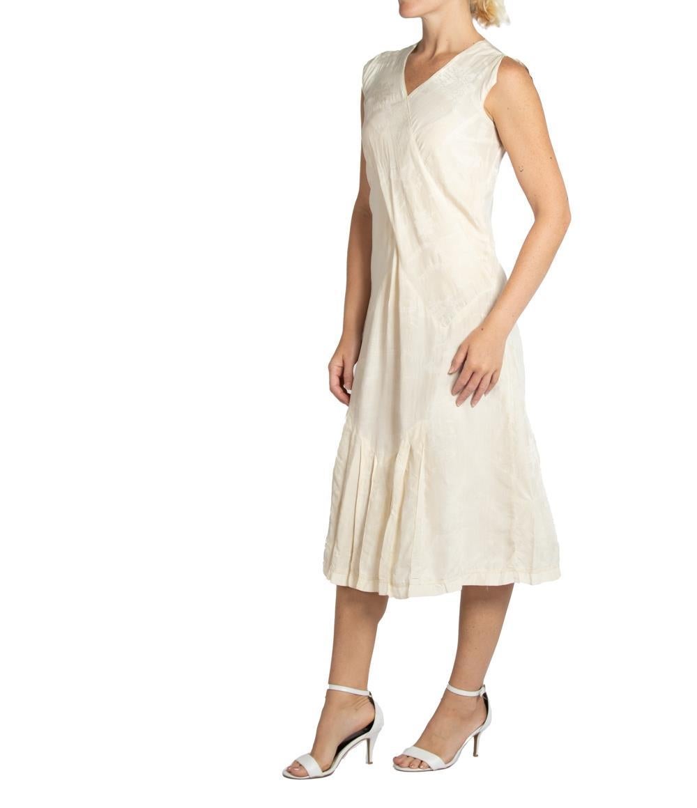 1920S Ivory Silk Jacquard Minimalist Dress For Sale 1