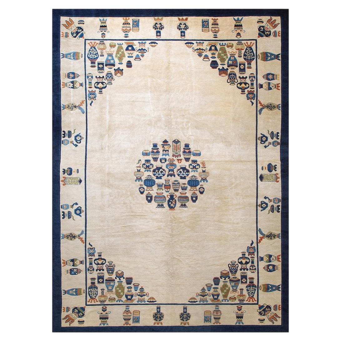 1920s Ivory Vase Medallion Antique Chinese Peking Knotted Wool Carpet Rug For Sale