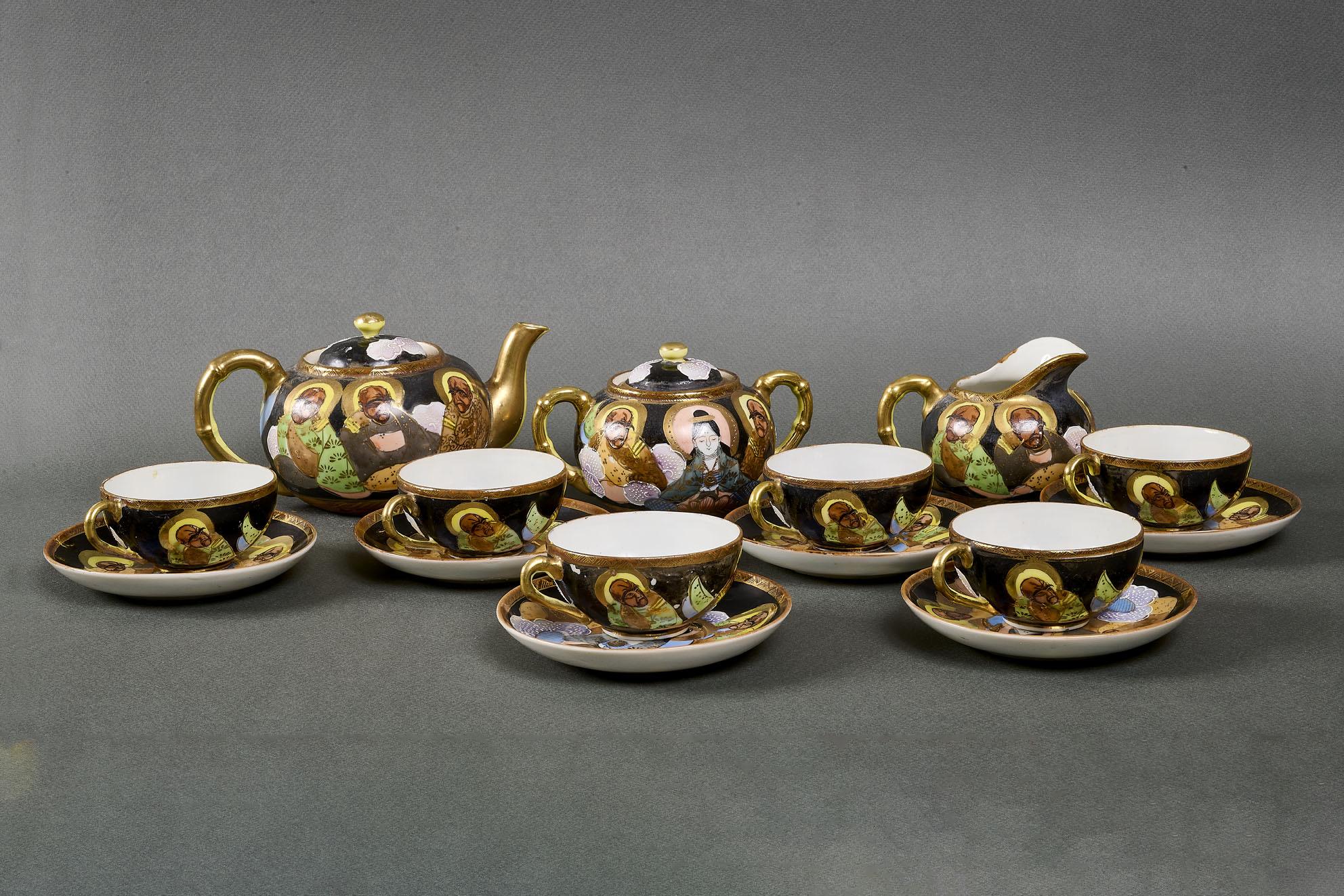 Service à café japonais des années 1920 peint et doré à la main