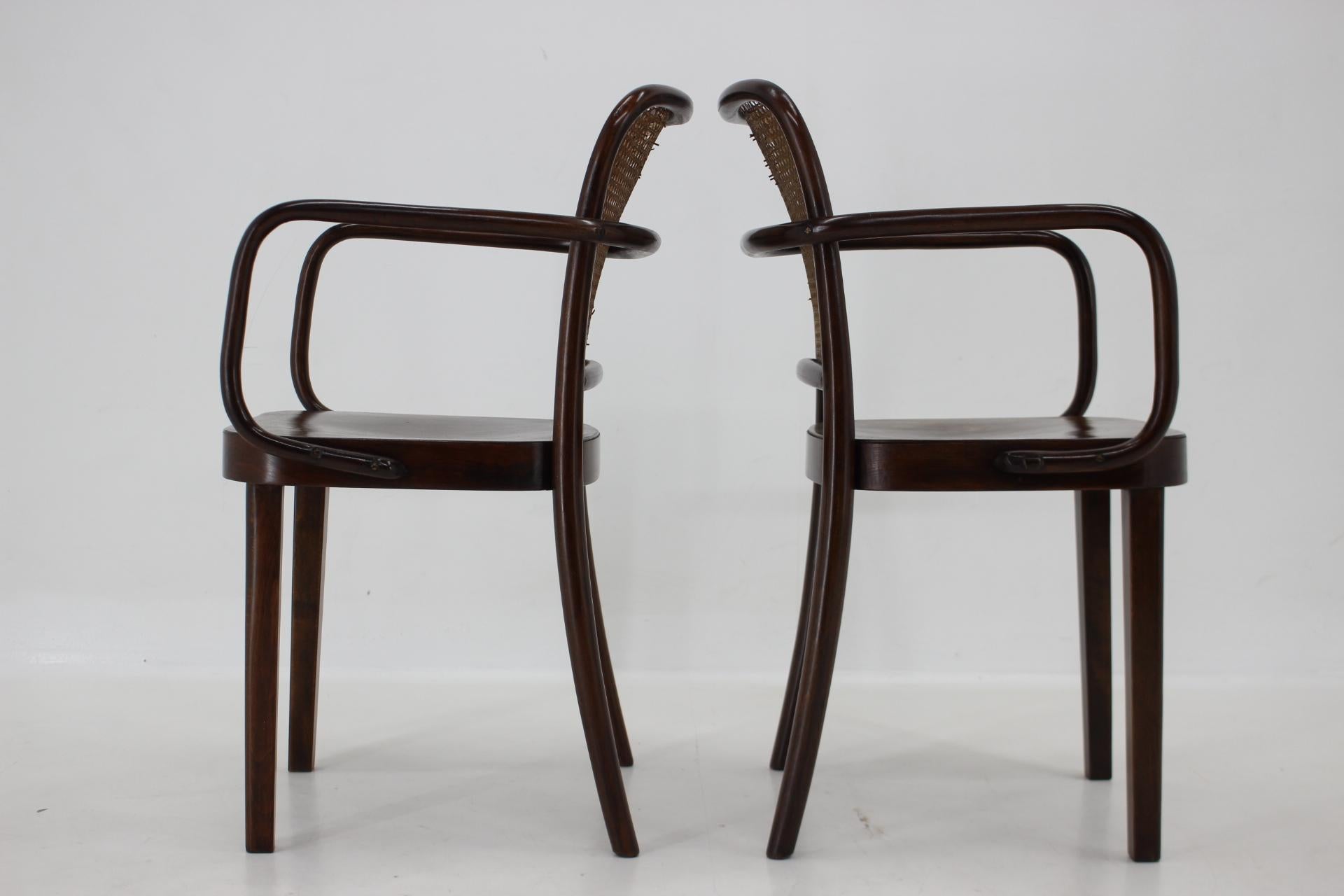 Early 20th Century 1920s Josef Hoffmann Bentwood Chairs, No. 811 for Thonet, Czechoslovakia For Sale
