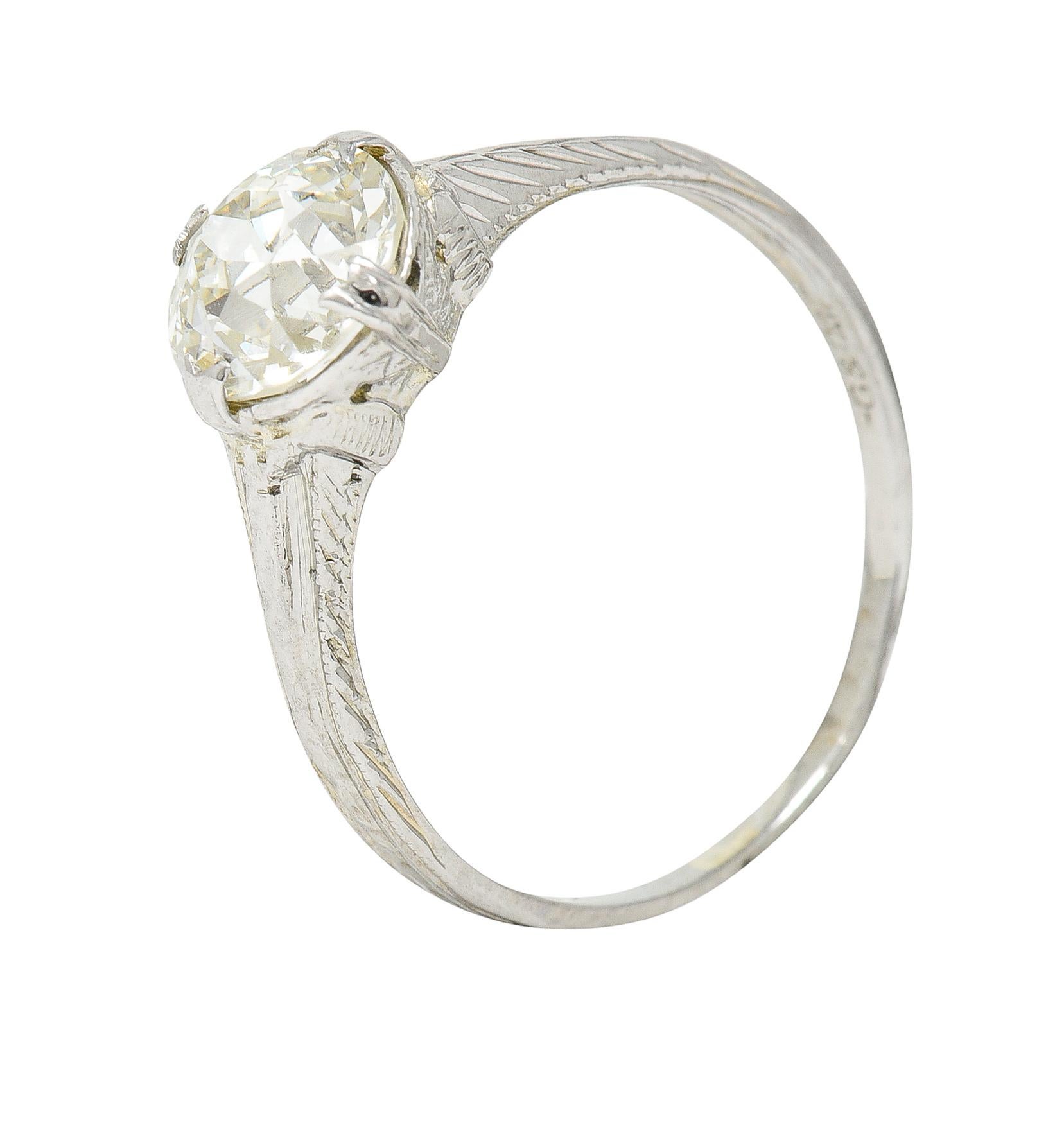 1920's J.W. Grant & Co. Art Deco 1.60 Carats 18 Karat White Gold Engagement Ring For Sale 4