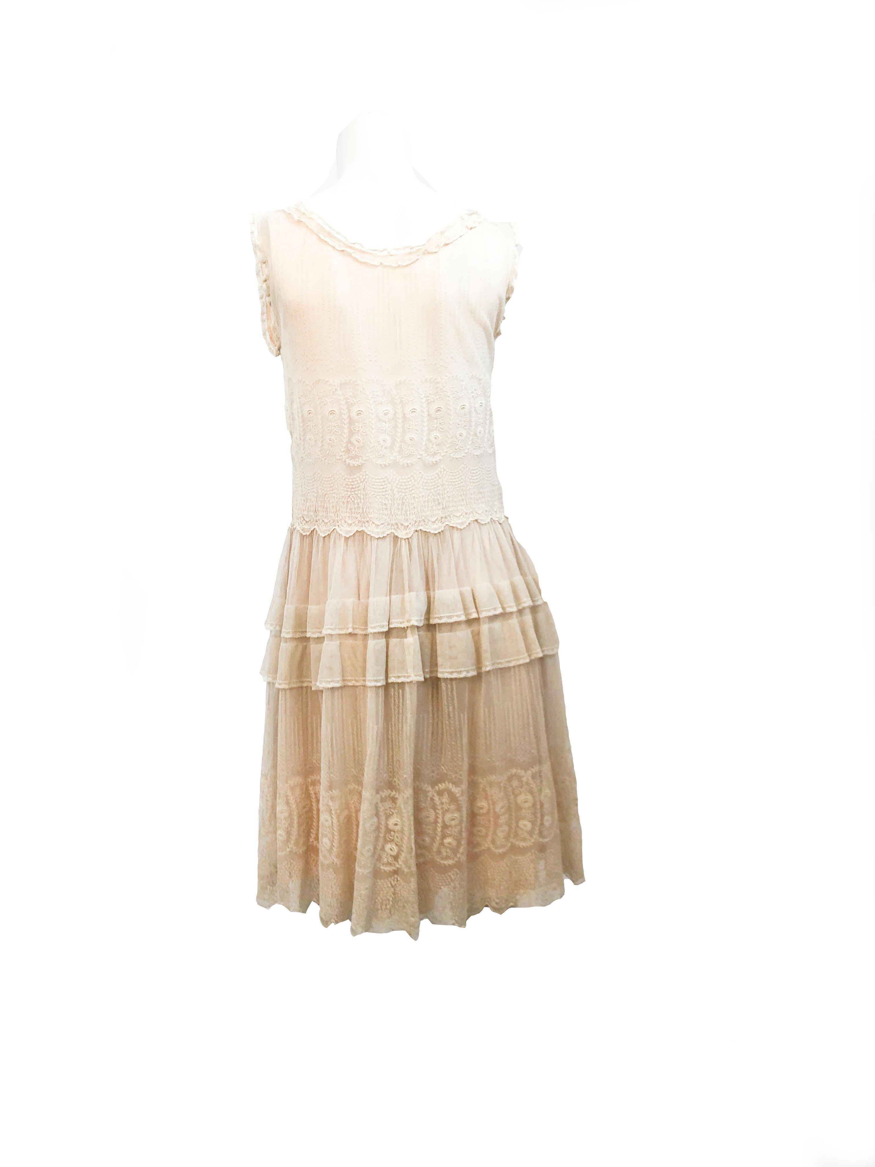 Beige 1920s Lace Drop-Waist Dress with Soft Rose Lining For Sale