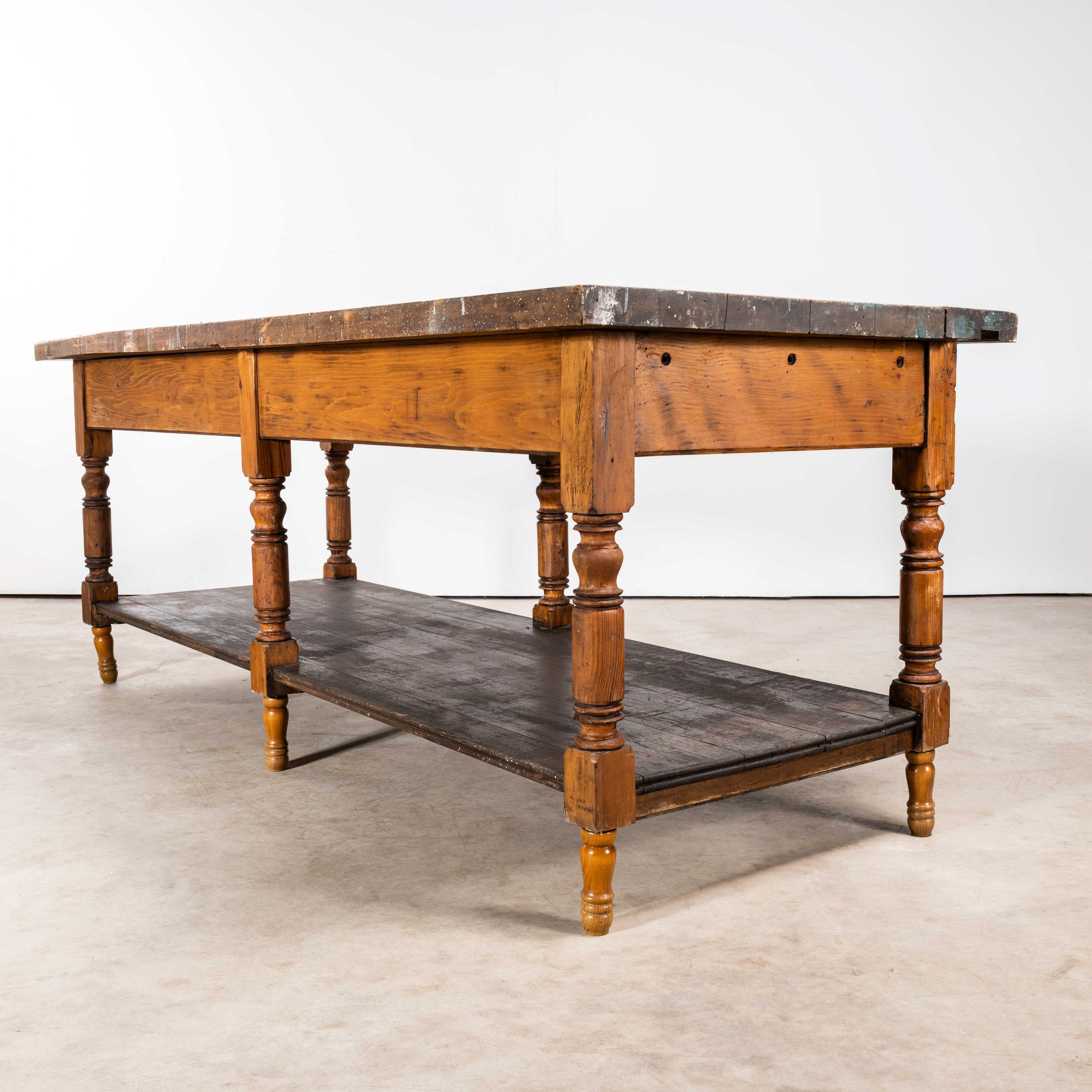 1920's Large Characterful French Kitchen Preparation Table - Turned Legs 6