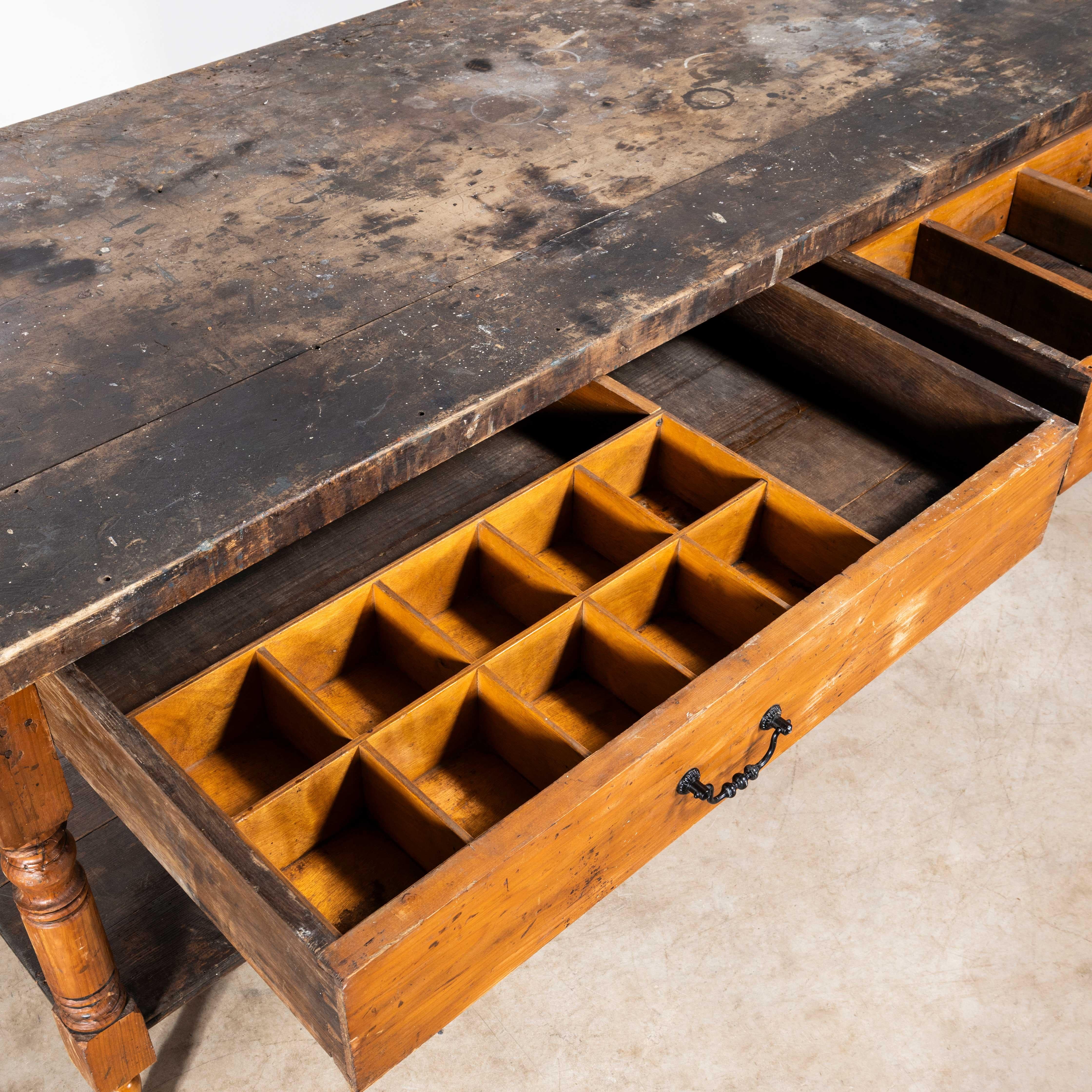 1920's Large Characterful French Kitchen Preparation Table - Turned Legs 8