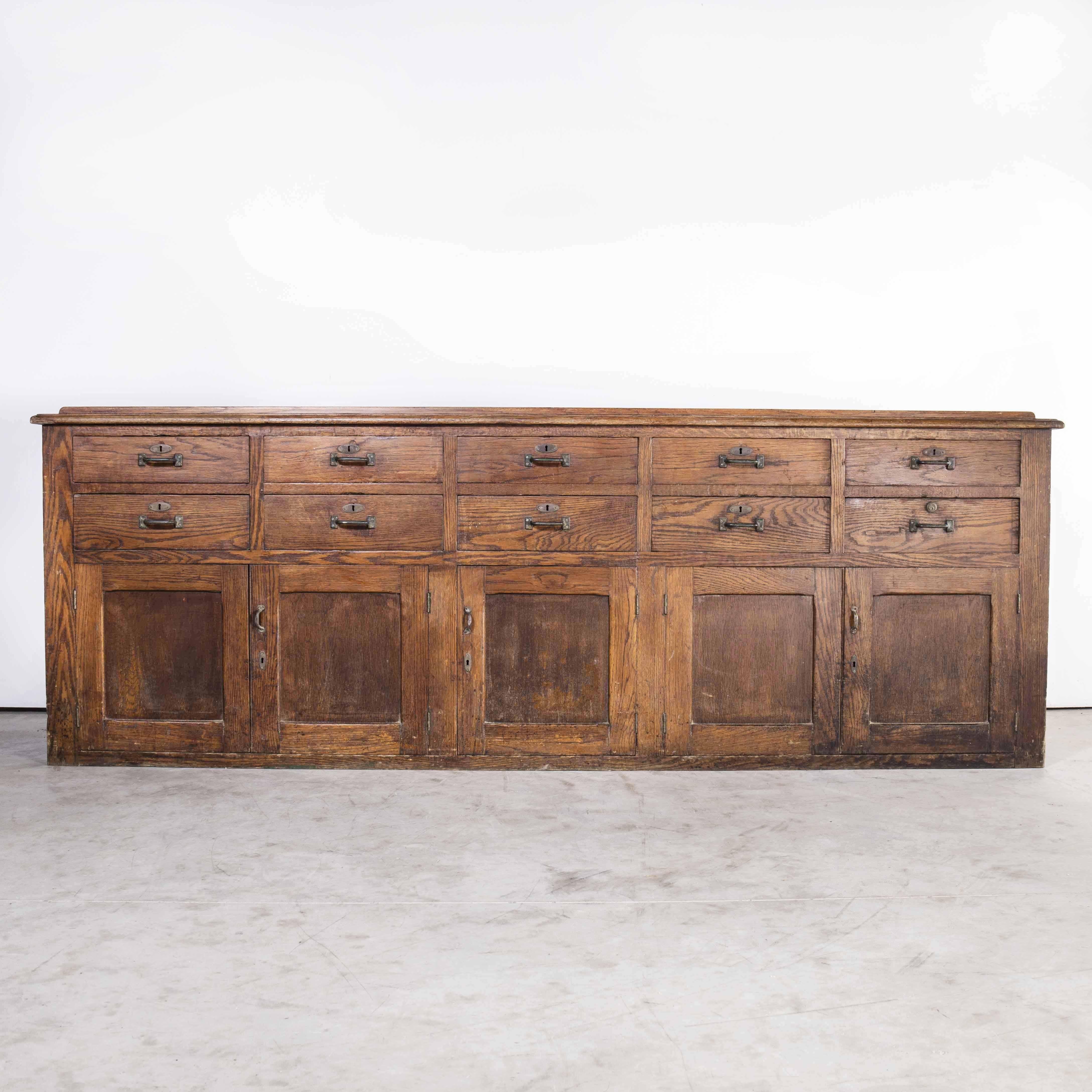 1920s kitchen dresser