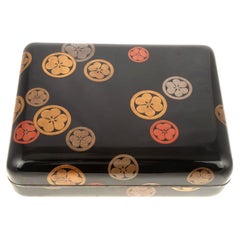 Antique 1920s Large Japanese Maki-E Lacquer Box With Mon of the Tokugawa Shogunate