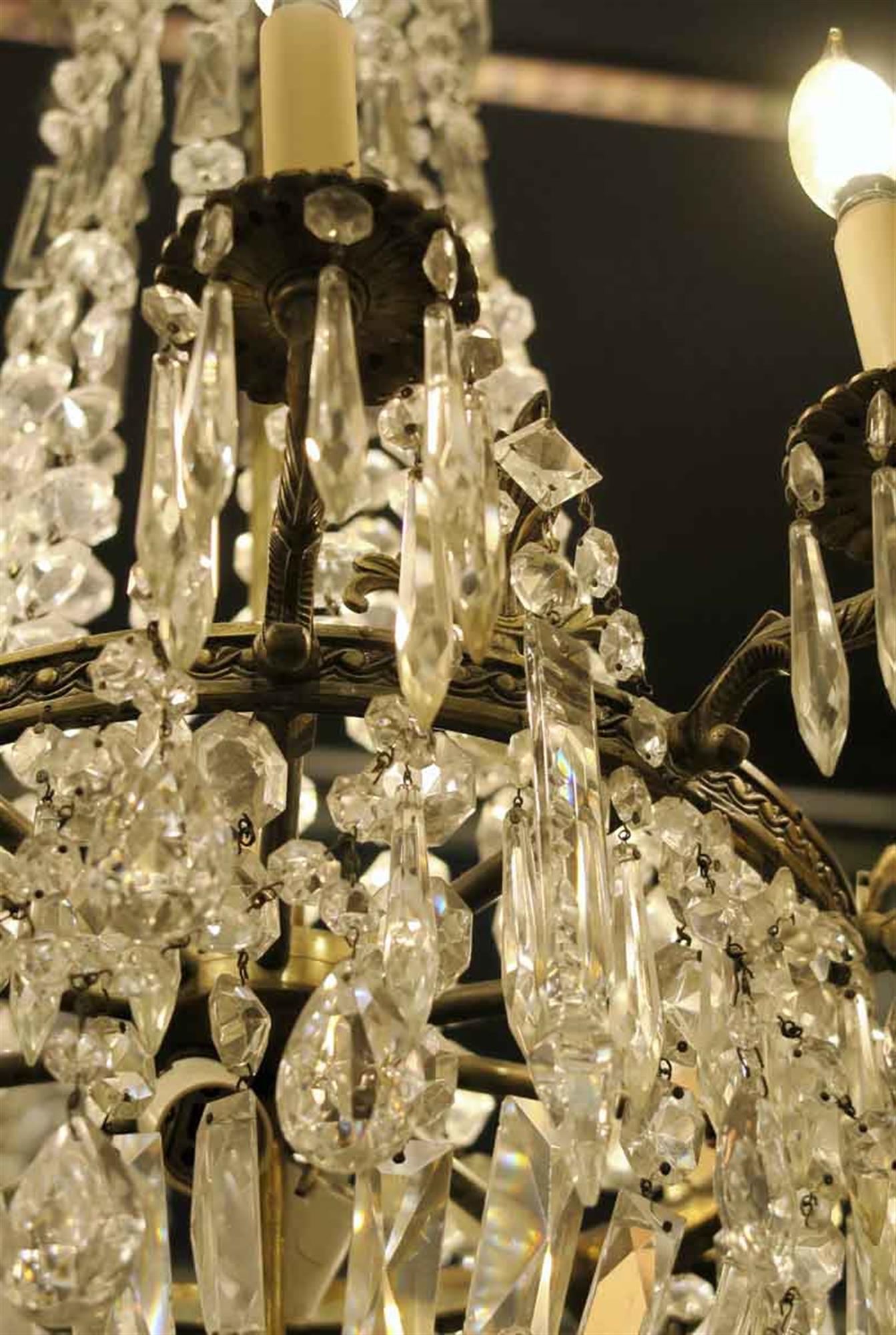 1920s Large-Scale Ten-Arm Crystal Chandelier 2