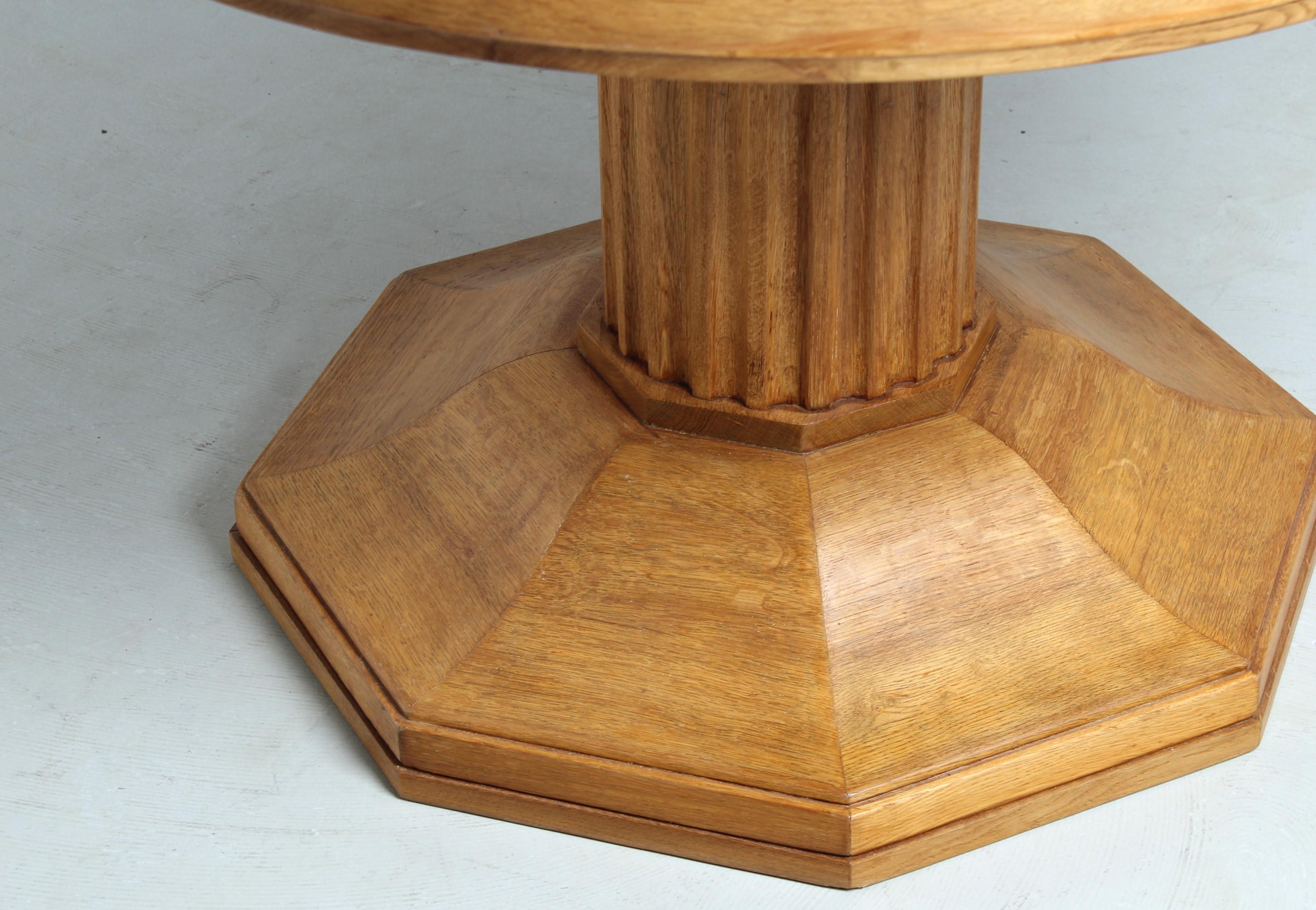 Oak 1920s Legnica Turning Table, round to round extendable Dining Table 