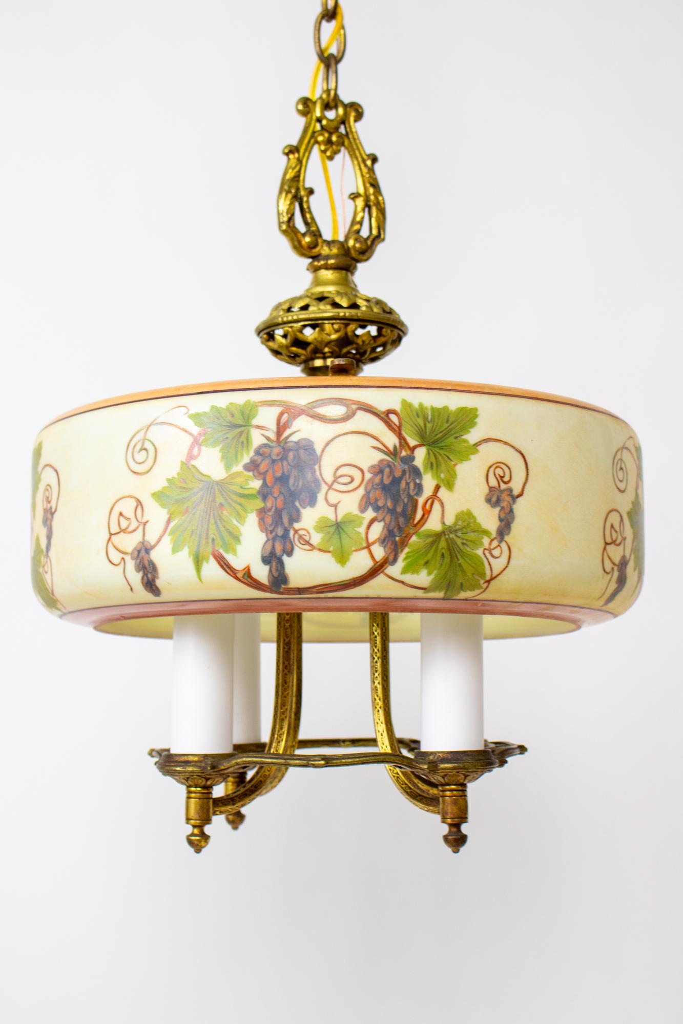 Revival Lampe à dinelier Lightolier Tuscan Grape, 1920 en vente