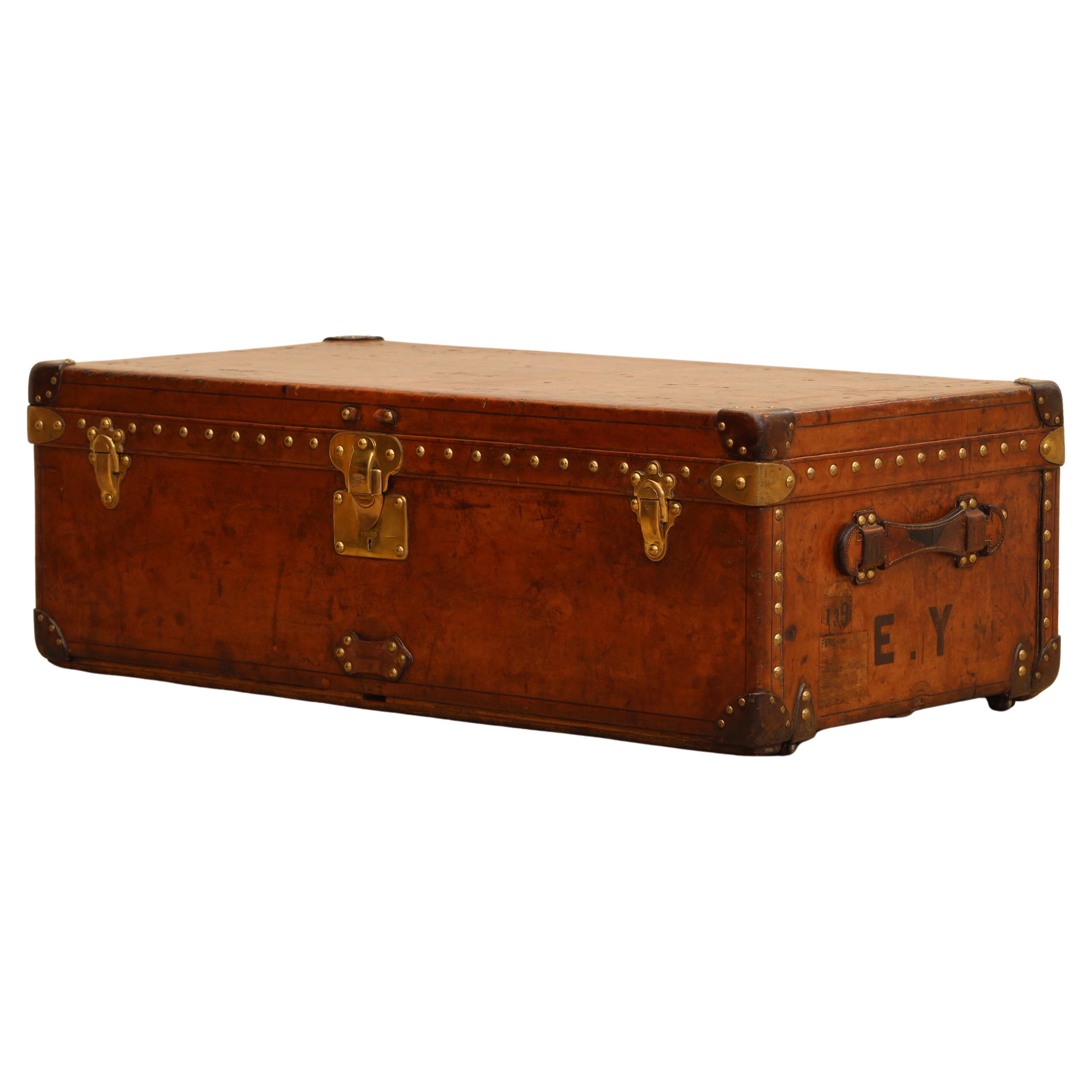 1920s Louis Vuitton Cowhide Leather Cabin Trunk For Sale
