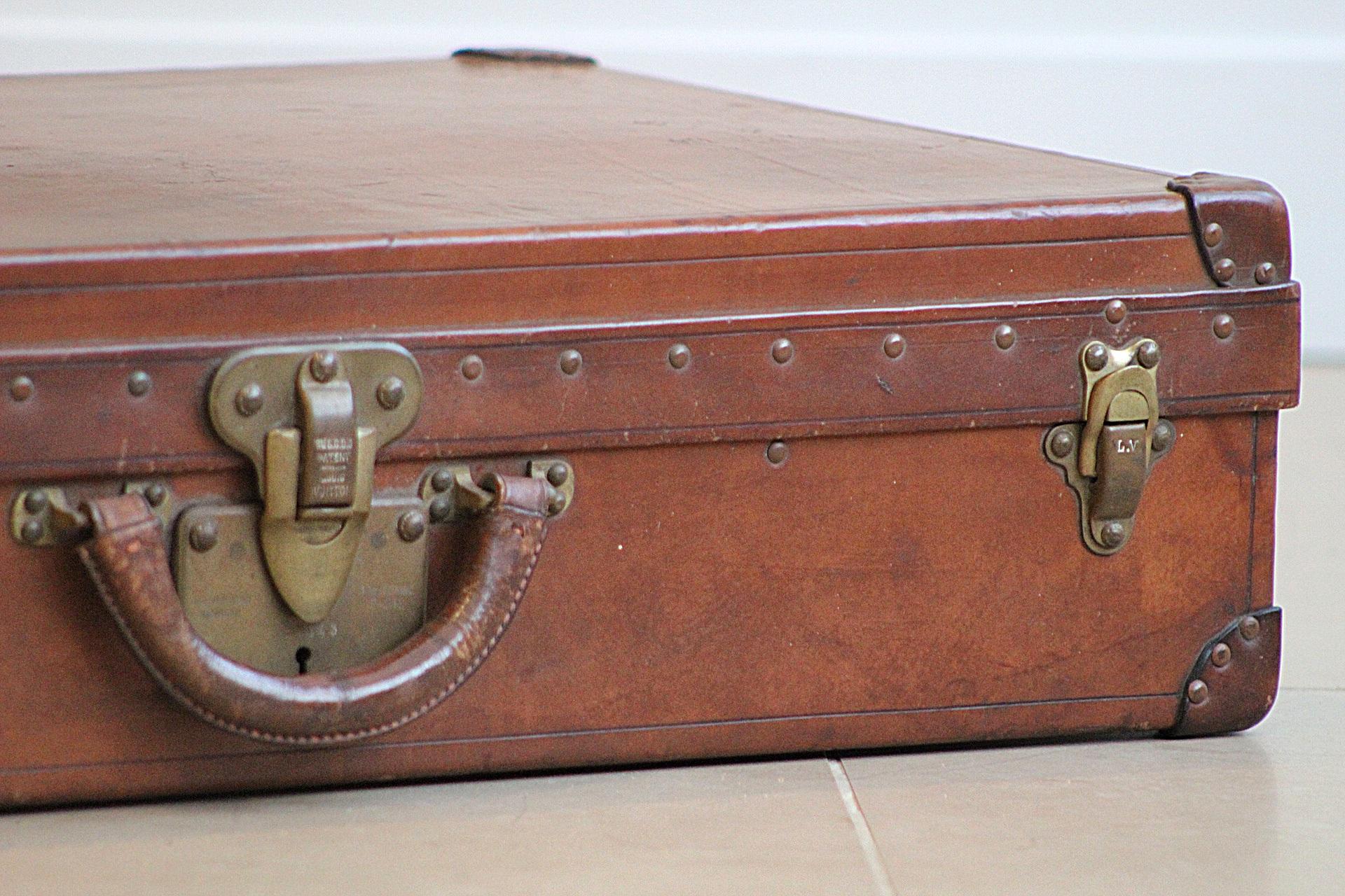 1920s Louis Vuitton Leather Case With Royal Provenance and Genuine Cover For Sale 3