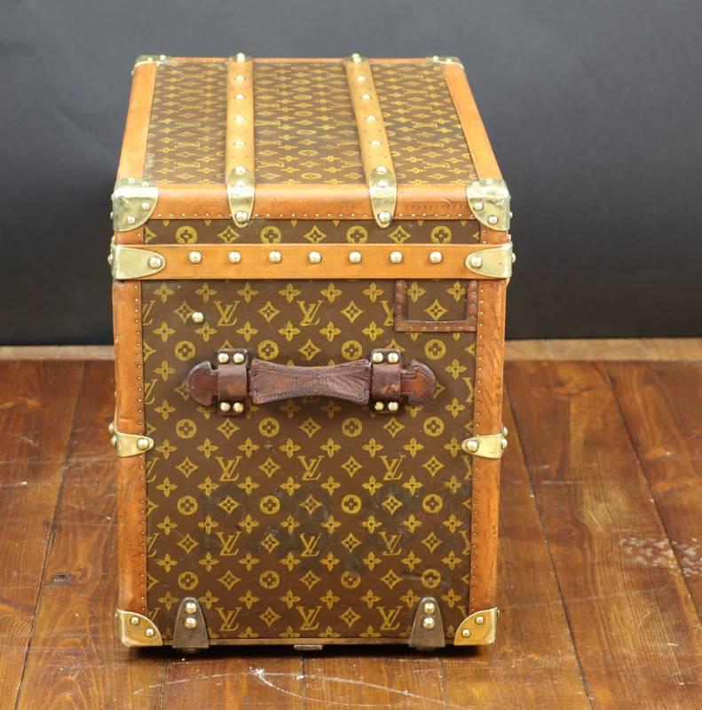 Leather 1920s Louis Vuitton Monogram Shoes Trunk with Key