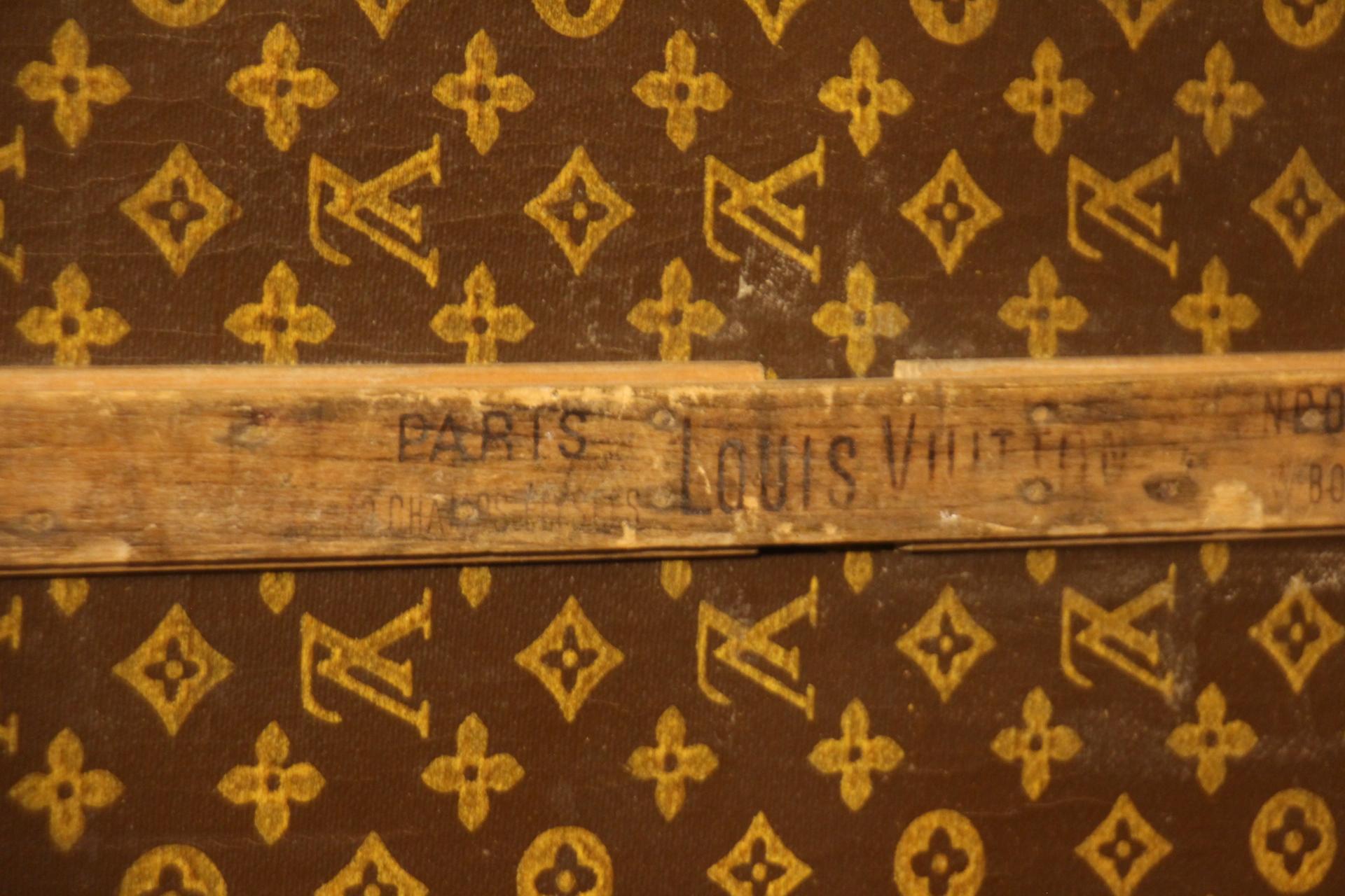 1920's Louis Vuitton Steamer Trunk in Stenciled Monogram, 100 cm Vuitton Trunk 10