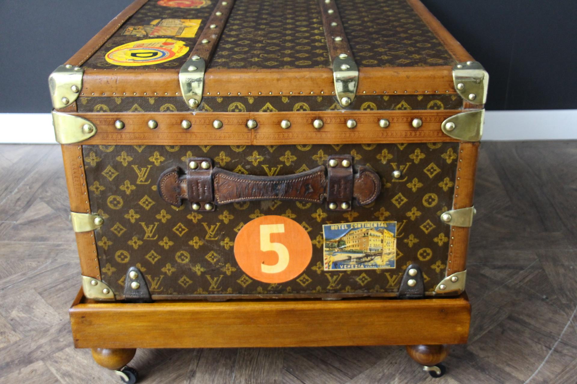 1920's Louis Vuitton Steamer Trunk in Stenciled Monogram, 100 cm Vuitton Trunk 1