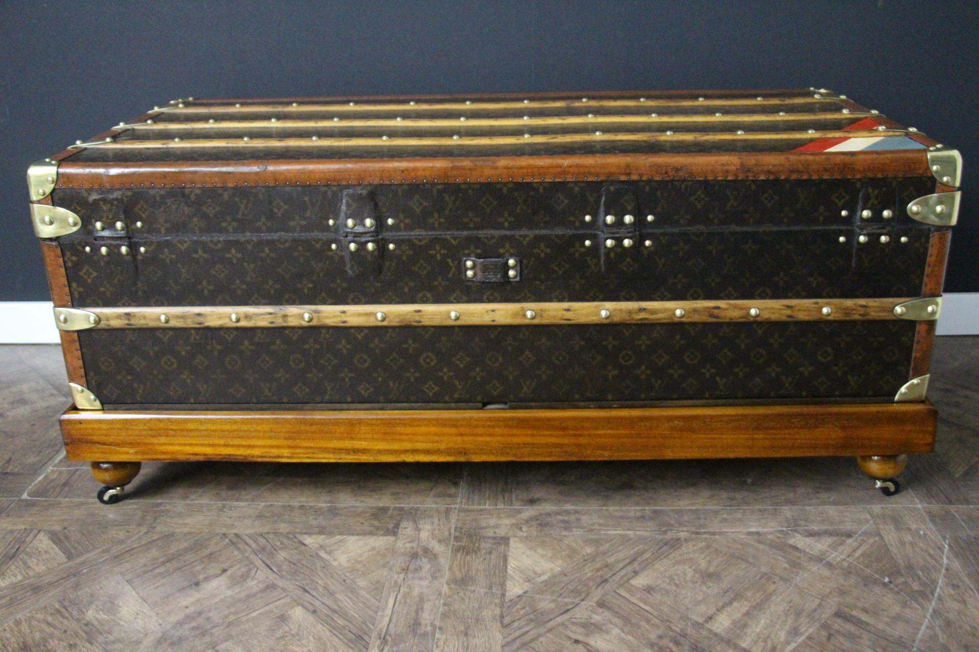 Baule a vapore Louis Vuitton del 1920 con monogram stencil, 110 cm Baule Vuitton in vendita 5
