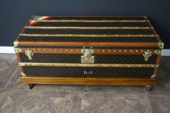 1920's Louis Vuitton Steamer Trunk in Stenciled Monogram, 110 cm Vuitton Trunk