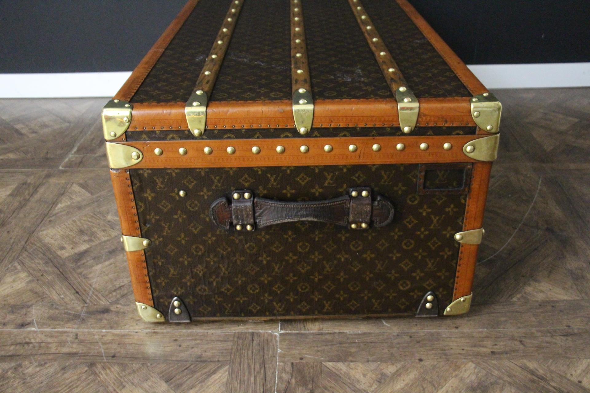 Baule a vapore Louis Vuitton del 1920 con monogram stencil, 120 cm Baule Vuitton in vendita 4