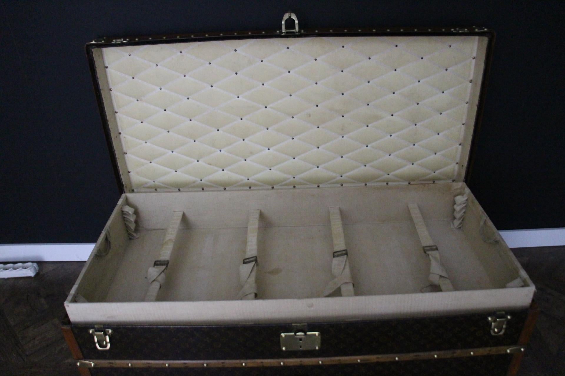Baule a vapore Louis Vuitton del 1920 con monogram stencil, 120 cm Baule Vuitton in vendita 6