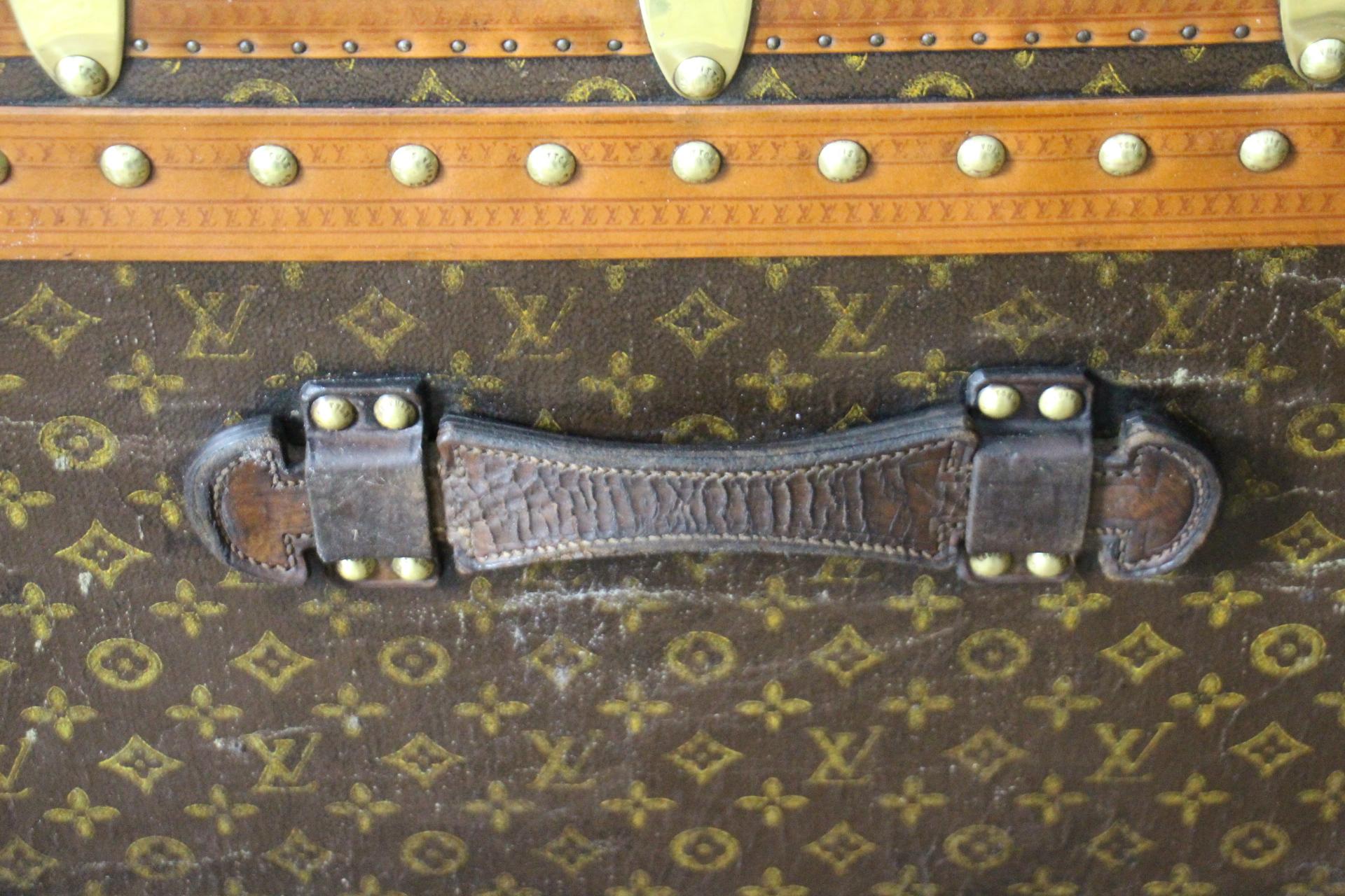 Baule a vapore Louis Vuitton del 1920 con monogram stencil, 120 cm Baule Vuitton in vendita 1