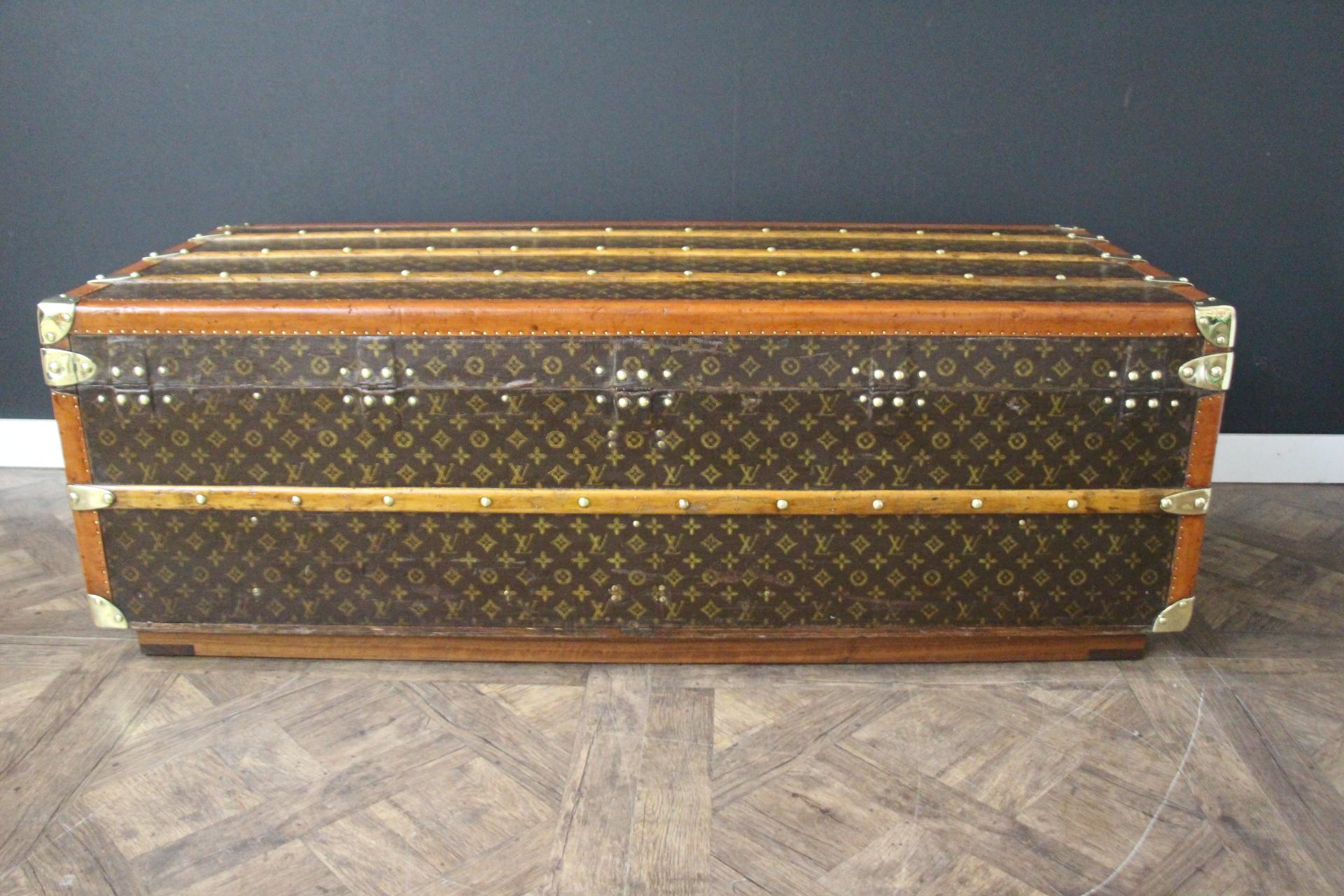 Baule a vapore Louis Vuitton del 1920 con monogram stencil, 130 cm Baule Vuitton in vendita 3