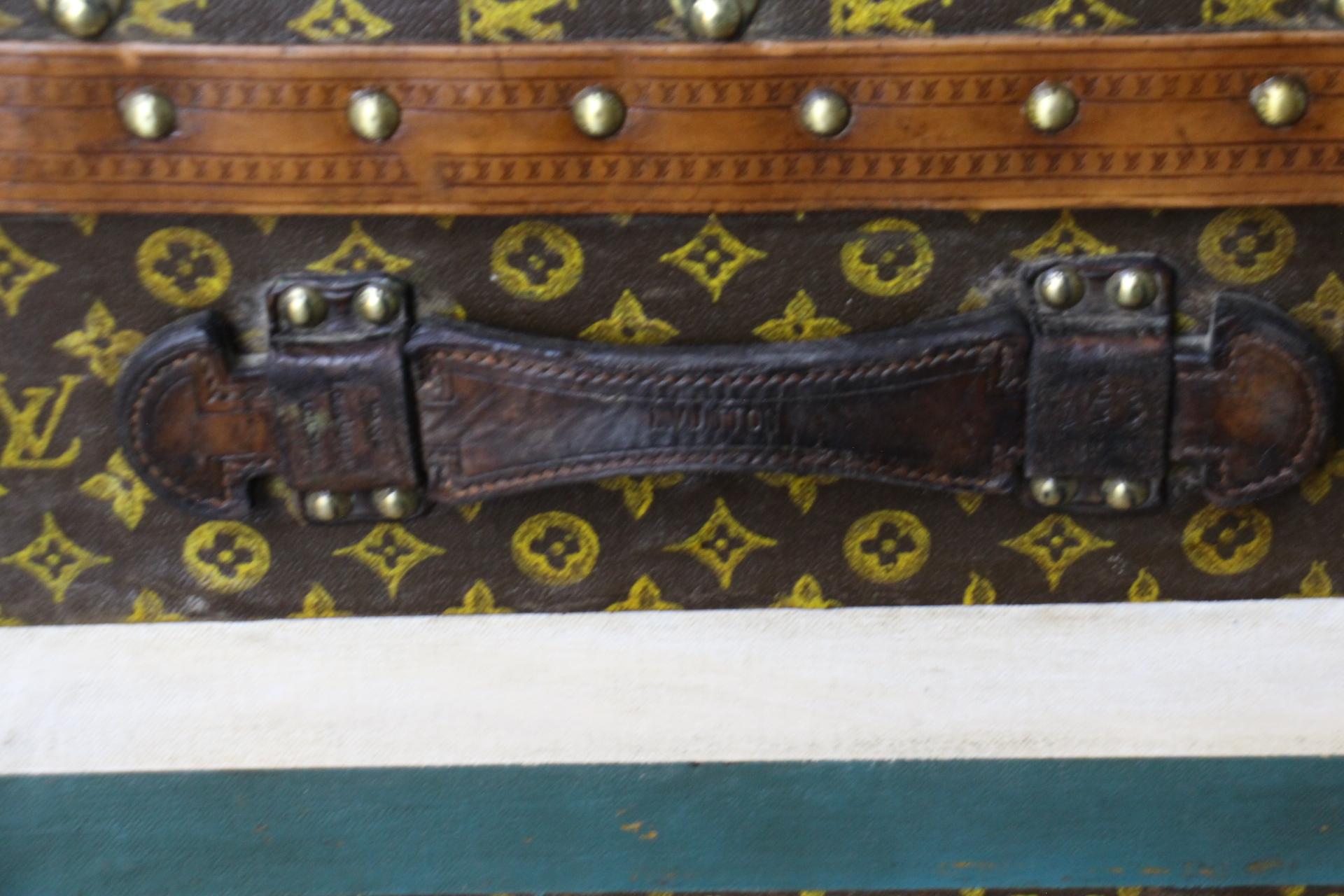 1920's Louis Vuitton Steamer Trunk in Stenciled Monogram, 90 cm Vuitton Trunk For Sale 6