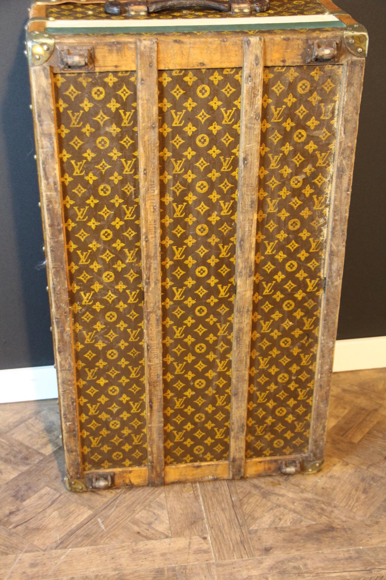 1920's Louis Vuitton Steamer Trunk in Stenciled Monogram, 90 cm Vuitton Trunk For Sale 13