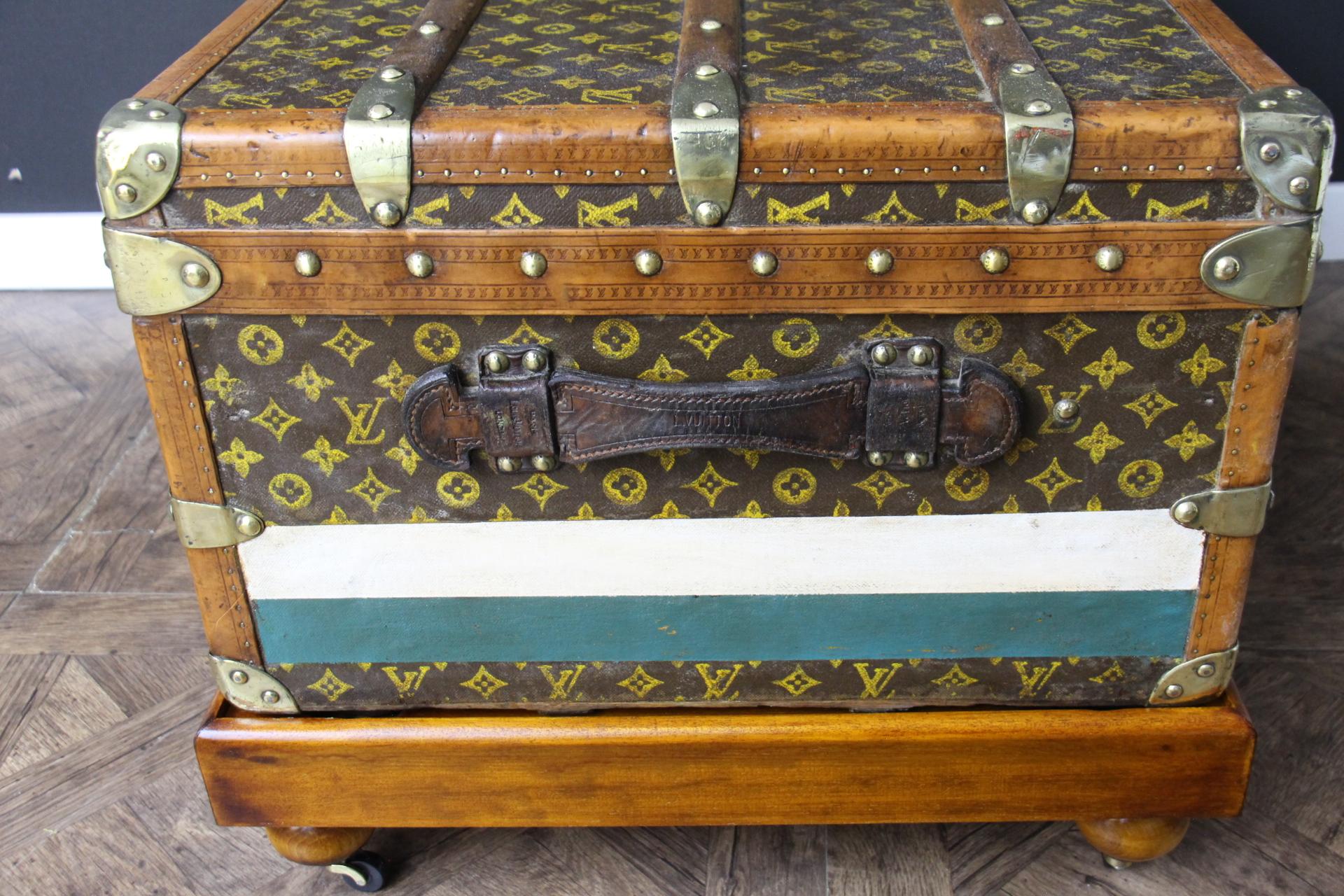 1920's Louis Vuitton Steamer Trunk in Stenciled Monogram, 90 cm Vuitton Trunk For Sale 2