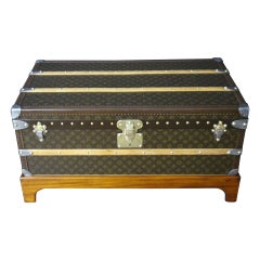 1920's Louis Vuitton Steamer Trunk in Stenciled Monogram, 90 cm Vuitton Trunk