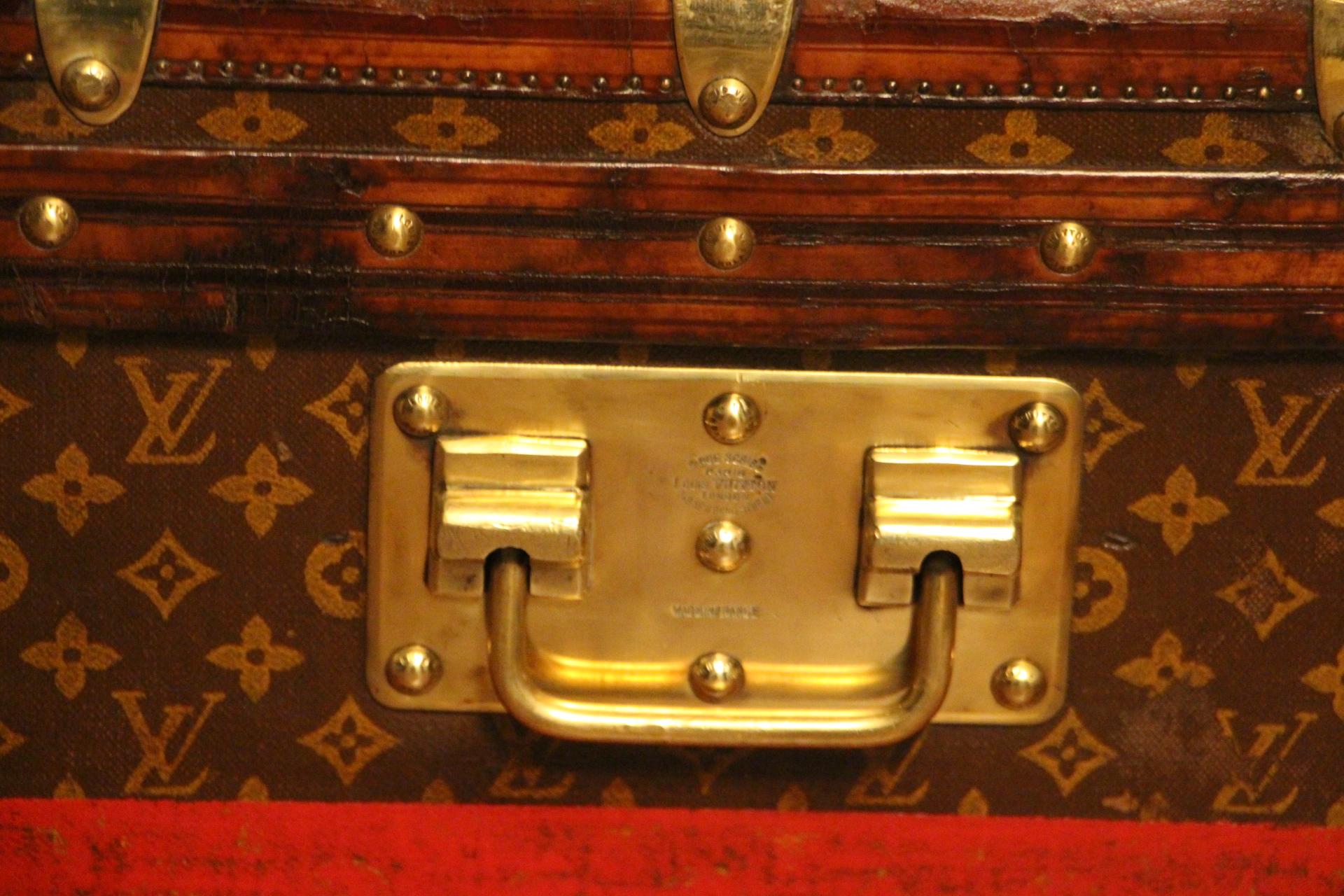 Malle à vapeur Louis Vuitton des années 1920 avec monogramme au pochoir, Malle Louis Vuitton 5