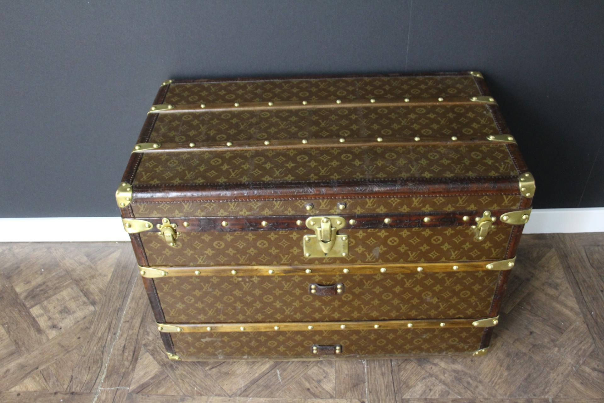 1920's Louis Vuitton Trunk, 70 cm Louis Vuitton Steamer Trunk, Vuitton Hat Trunk For Sale 5