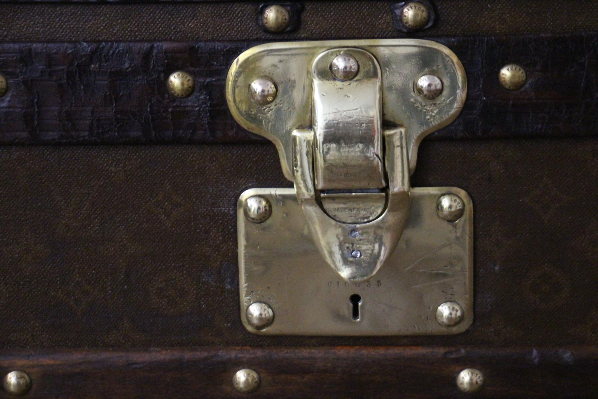 Baule Louis Vuitton anni '20 in Monogram, Baule a vapore Louis Vuitton da 100 cm In condizioni buone in vendita a Saint-Ouen, FR