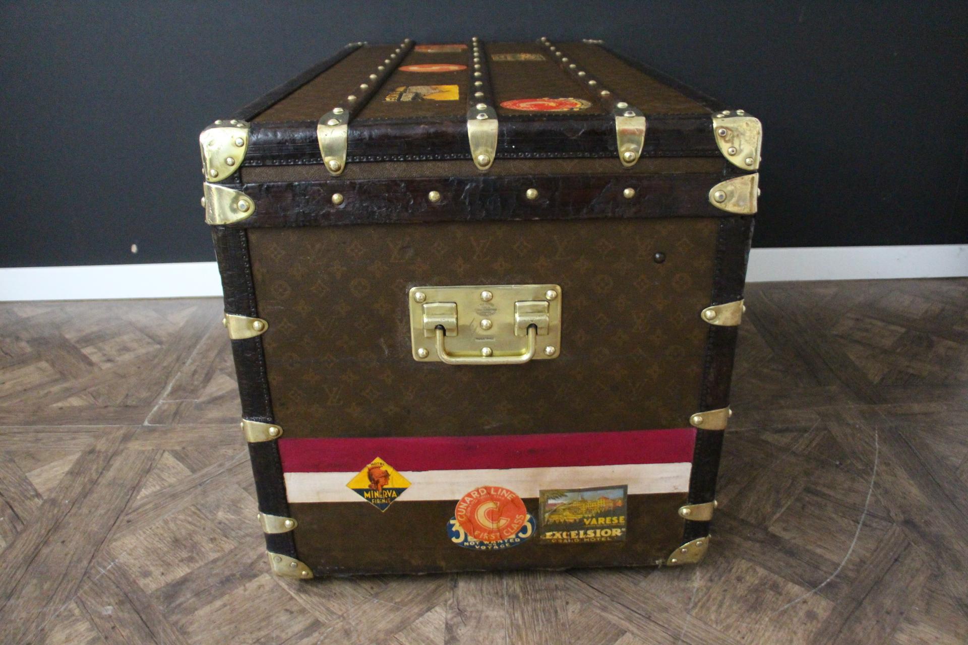 Ottone Baule Louis Vuitton anni '20 in Monogram, Baule a vapore Louis Vuitton da 100 cm in vendita