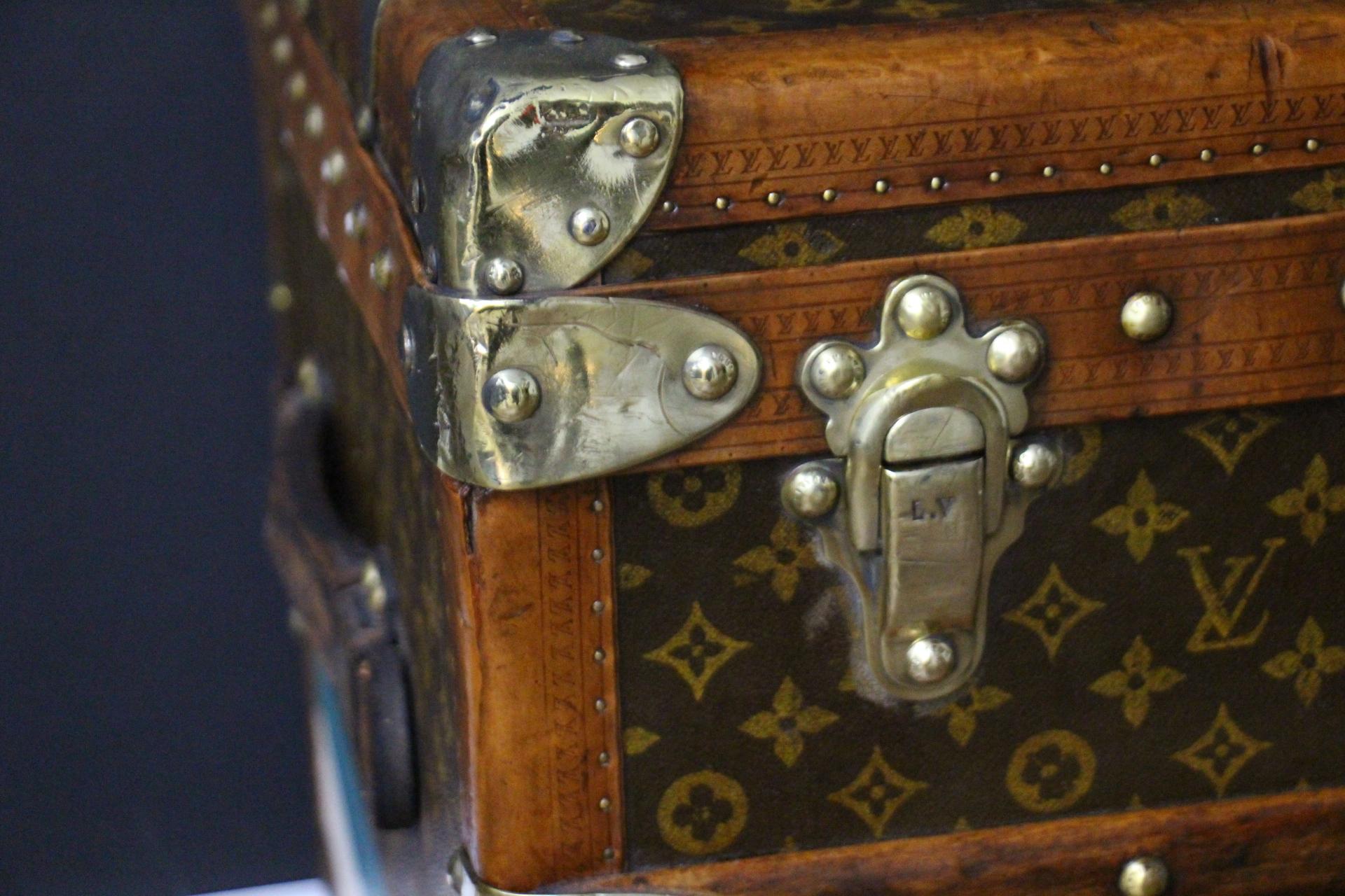 Malle Louis Vuitton des années 1920 avec monogramme, Malle à vapeur Louis Vuitton 100 cm Bon état - En vente à Saint-Ouen, FR