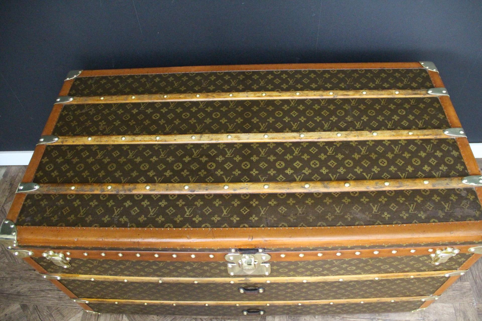 1920's Louis Vuitton Trunk in Monogram, Louis Vuitton Steamer Trunk 110 cm in vendita 9