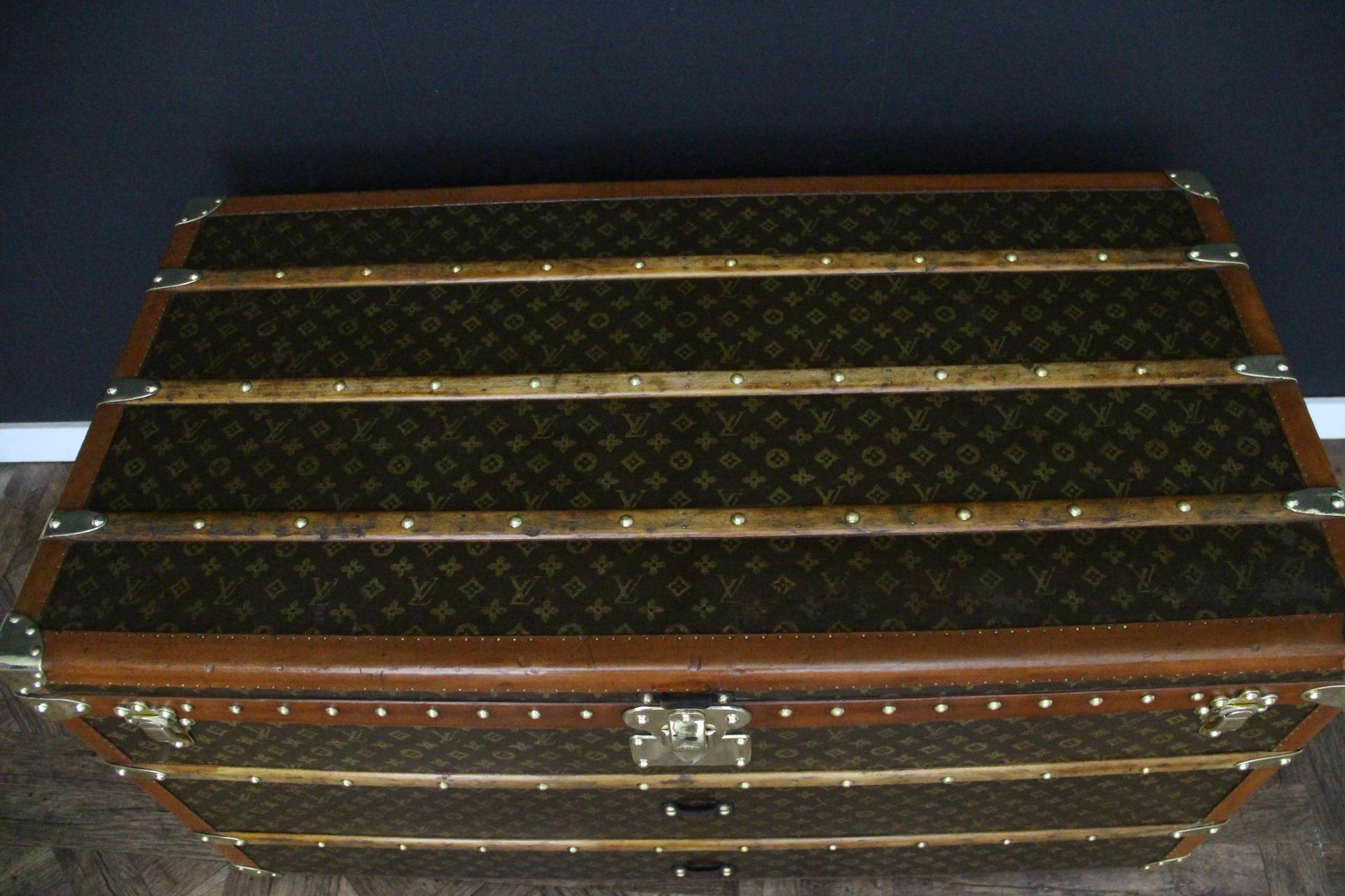 1920's Louis Vuitton Trunk in Monogram, Louis Vuitton Steamer Trunk 110 cm in vendita 10