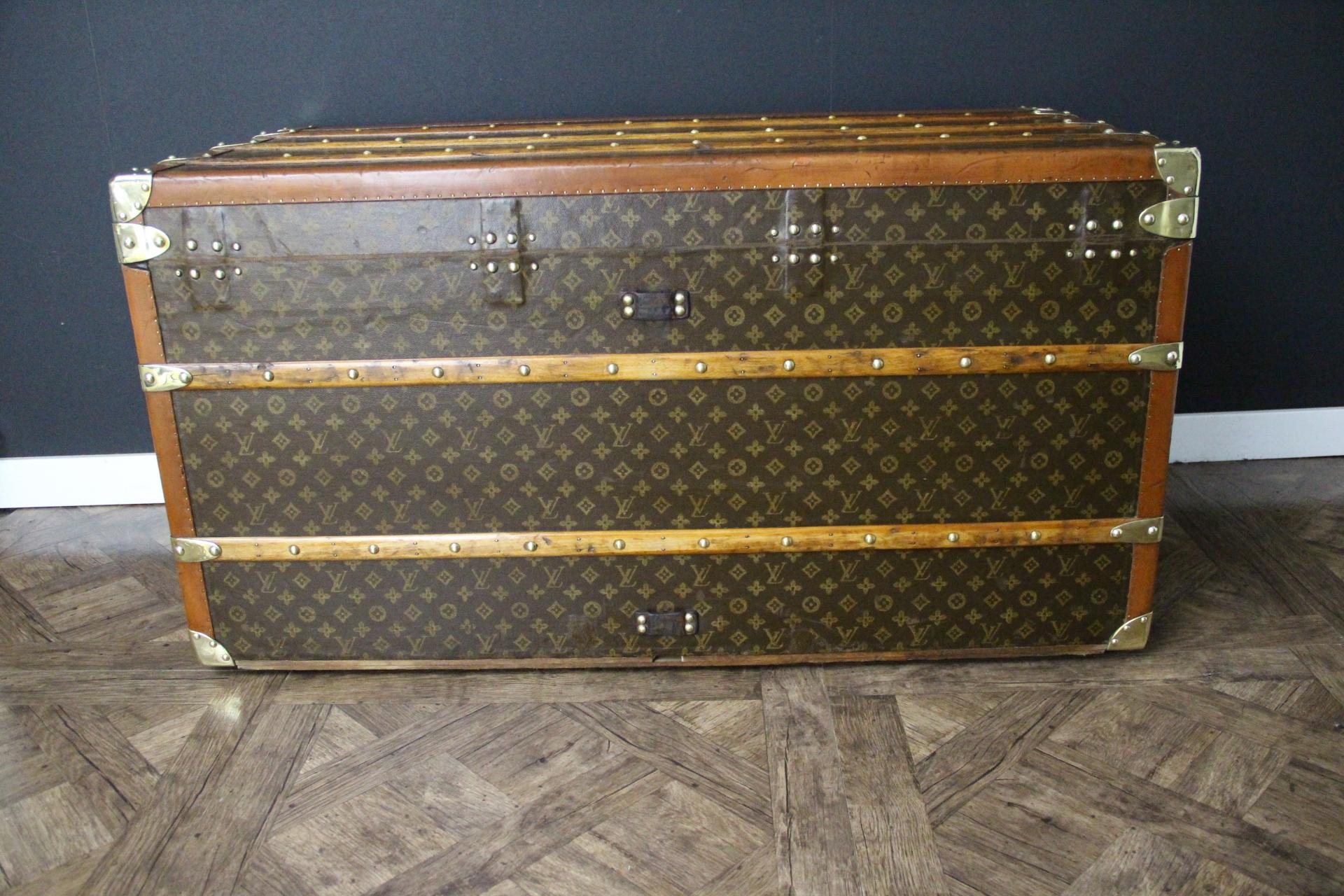 1920's Louis Vuitton Trunk in Monogram, Louis Vuitton Steamer Trunk 110 cm in vendita 2