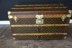 1920's Louis Vuitton Trunk in Monogram, Louis Vuitton Steamer Trunk 80 cm