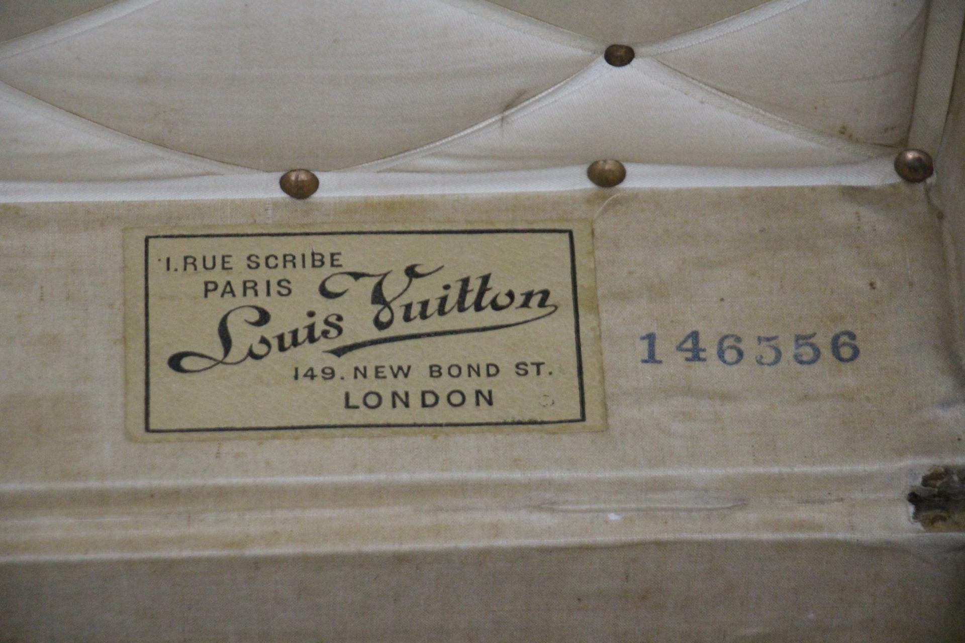 Malle Louis Vuitton des années 1920, Malle à vapeur Louis Vuitton avec monogramme en vente 13