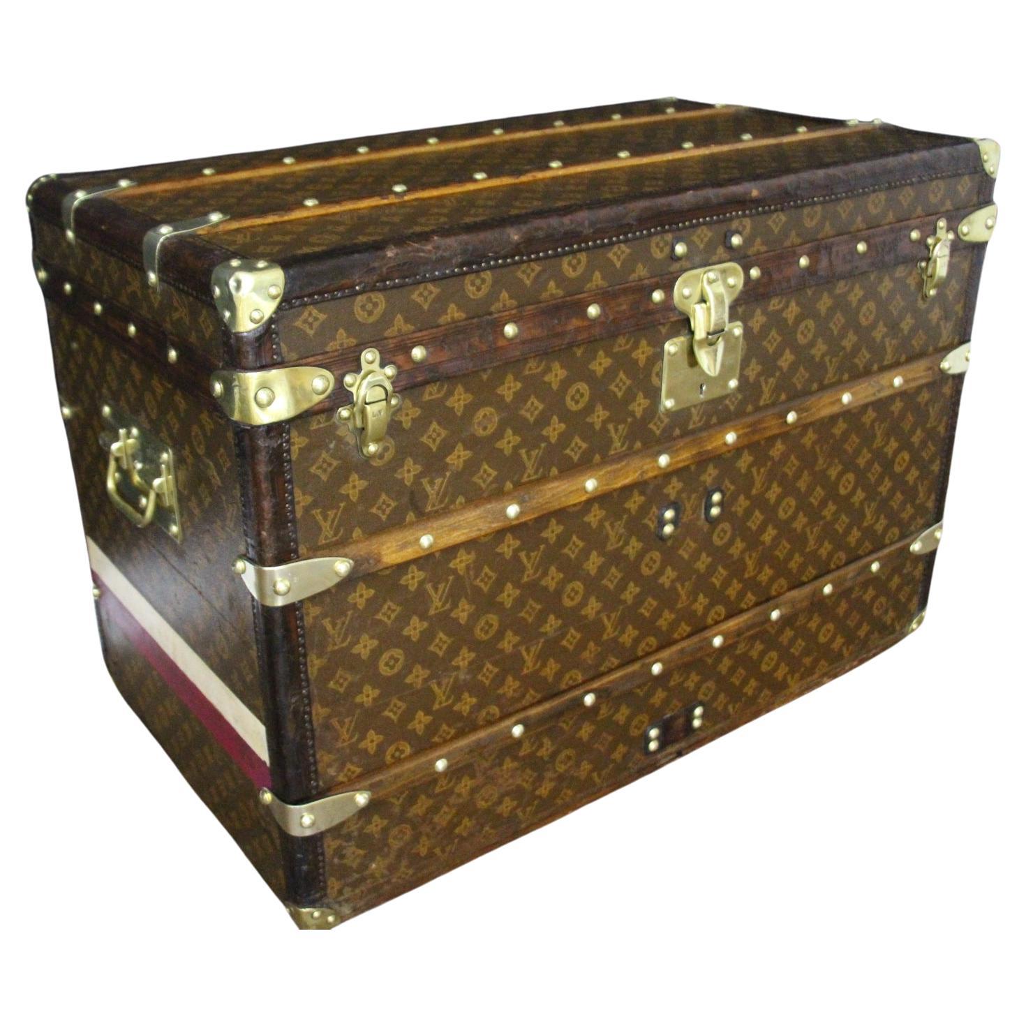 1920's Louis Vuitton Trunk, Louis Vuitton Steamer Trunk in Monogram For Sale